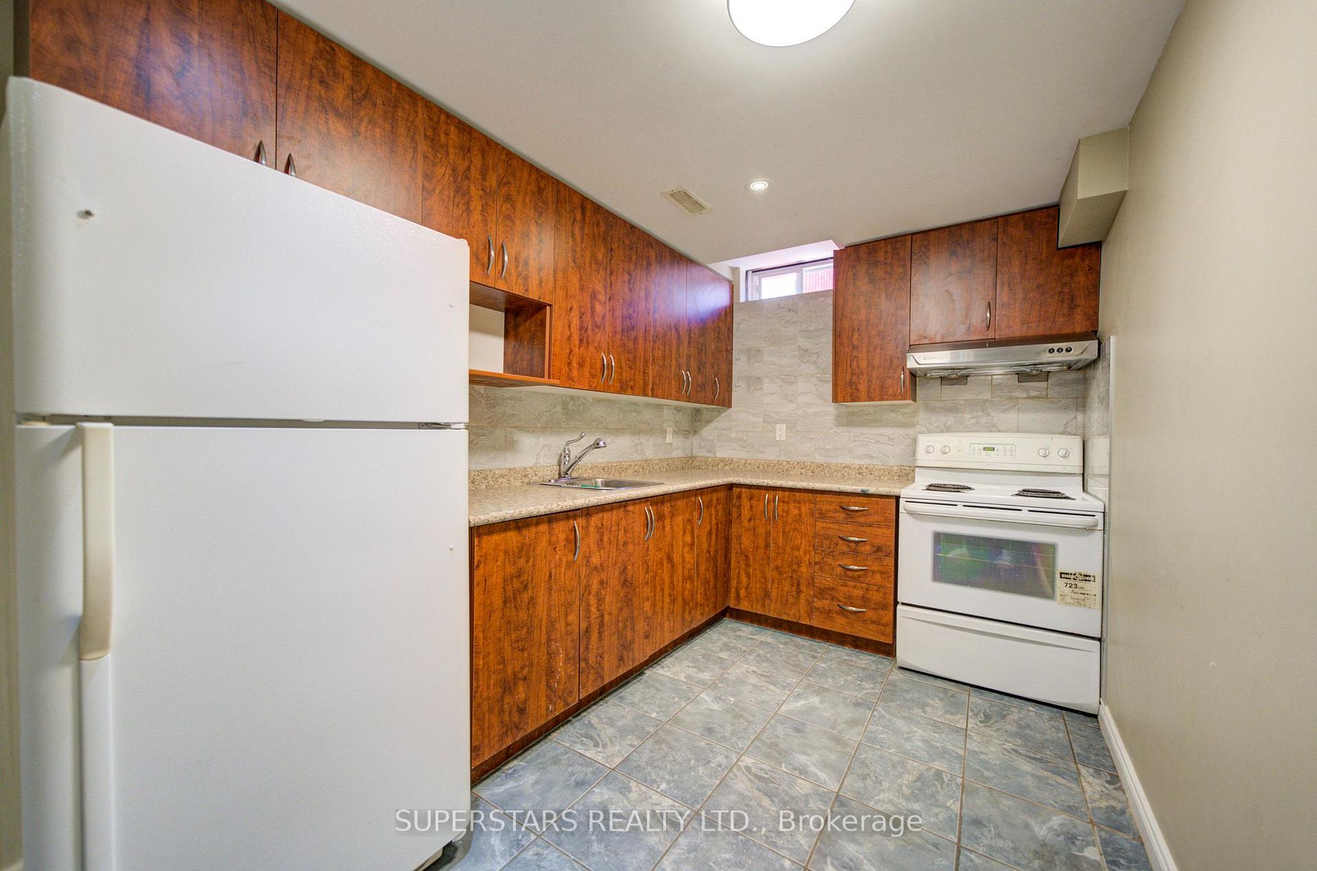 Photo 36 of 75 Marydale Avenue, Markham, Middlefield — HOMEH
