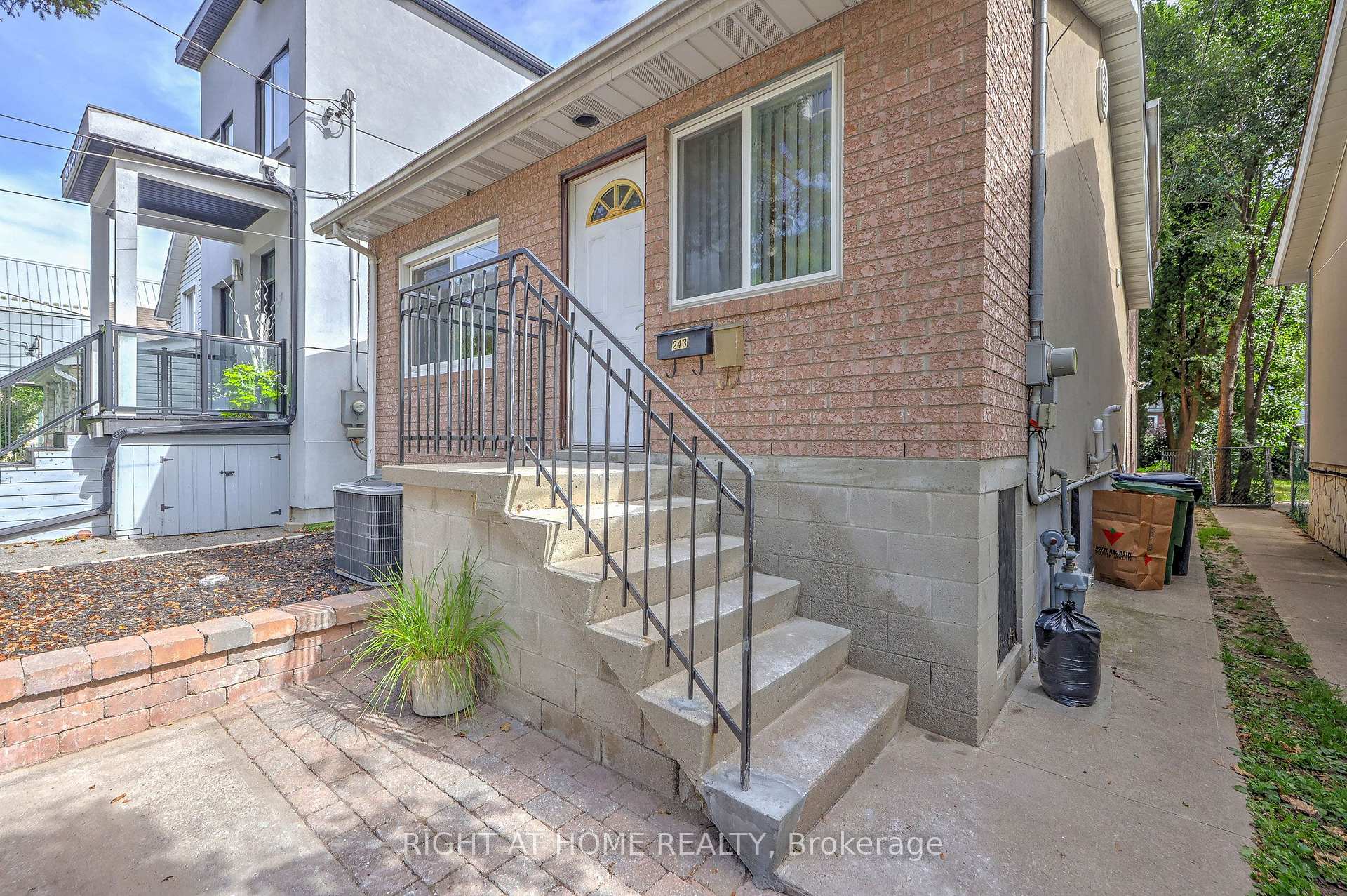 Photo 3 of 243 Coleridge Avenue, Toronto, Woodbine-Lumsden — HOMEH