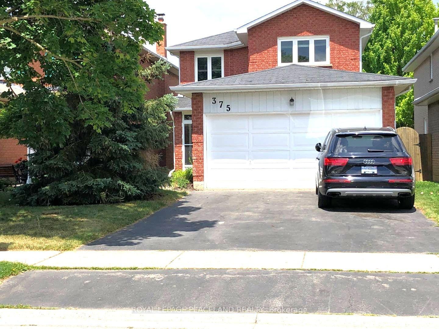 Photo 1 of 375 Pickering Crescent, Newmarket, Gorham-College Manor — HOMEH