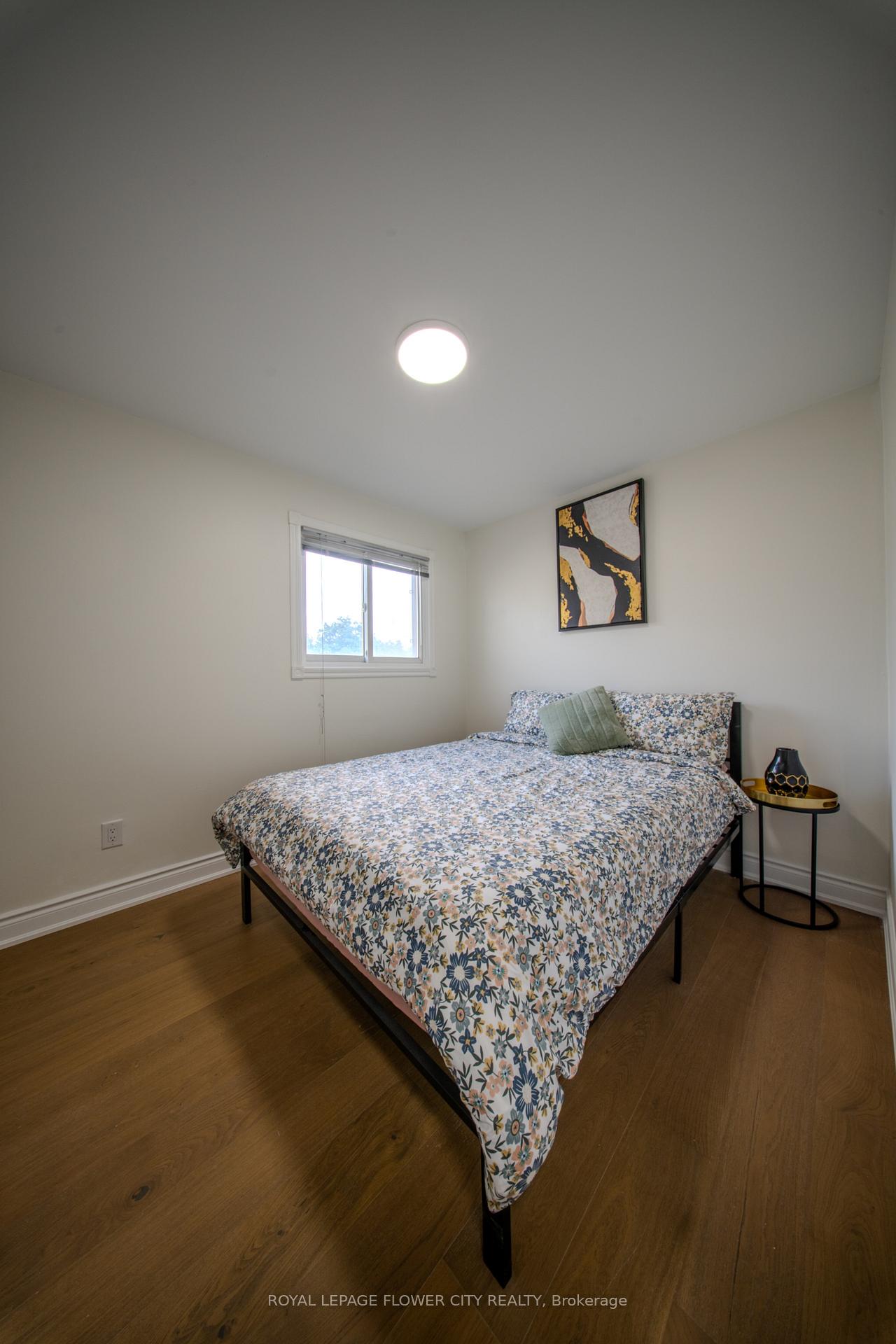 Photo 21 of 6 Crenshaw Court, Brampton, Heart Lake West — HOMEH