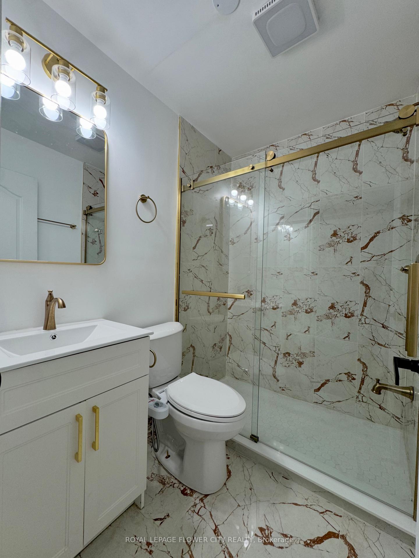 Photo 26 of 6 Crenshaw Court, Brampton, Heart Lake West — HOMEH