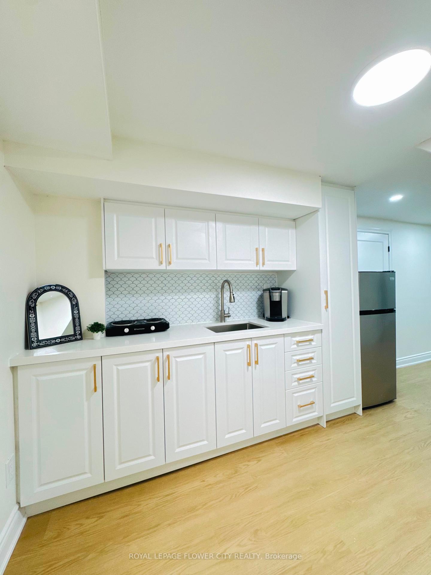 Photo 33 of 6 Crenshaw Court, Brampton, Heart Lake West — HOMEH