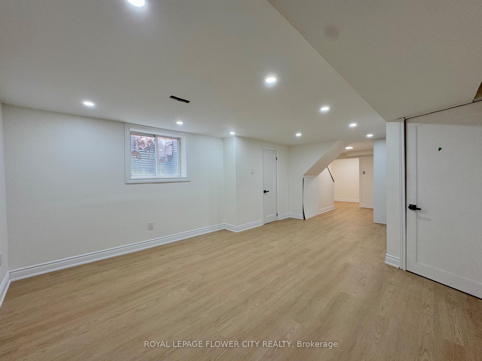 Photo 35 of 6 Crenshaw Court, Brampton, Heart Lake West — HOMEH