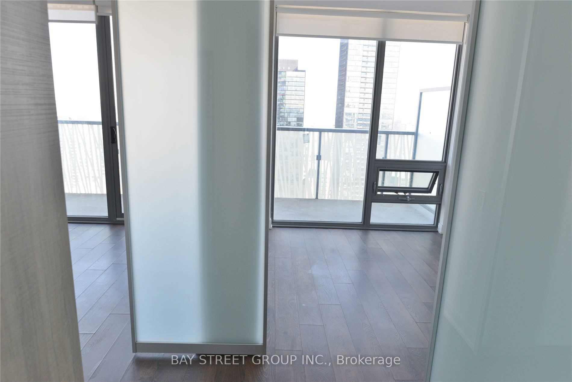 Photo 5 of Unit 3401, 50 Charles Street E, Toronto, Church-Yonge Corridor — HOMEH