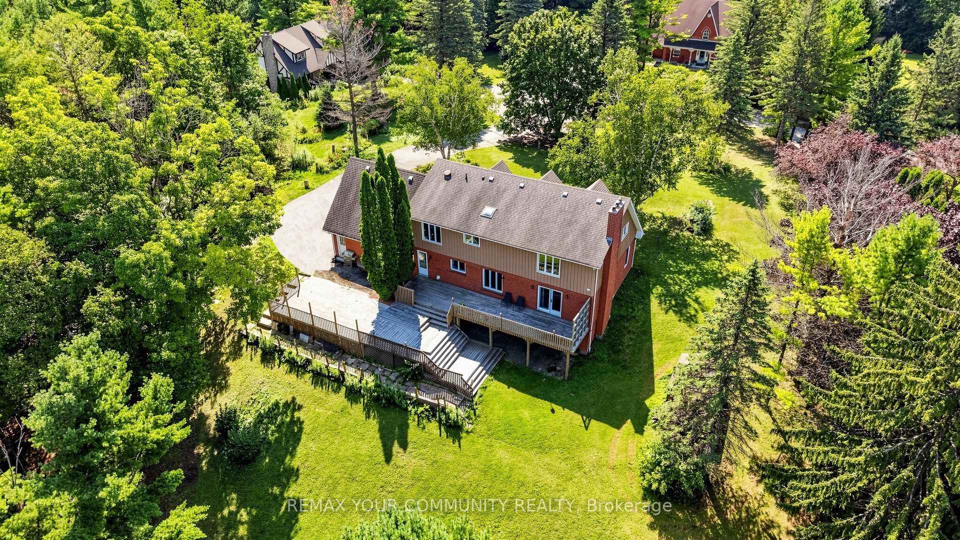 Photo 5 of 243 Ridge Road, Aurora, Aurora Estates — HOMEH
