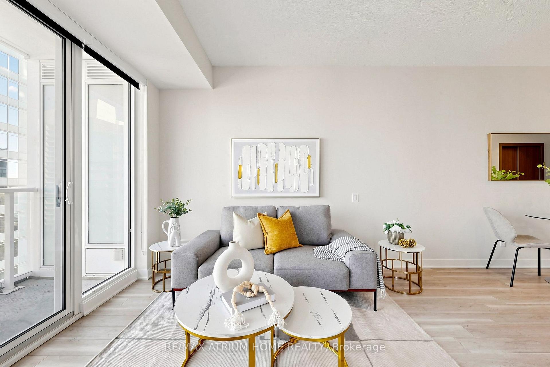 Photo 3 of Unit 3206, 19 Bathurst Street, Toronto, Waterfront Communities — HOMEH