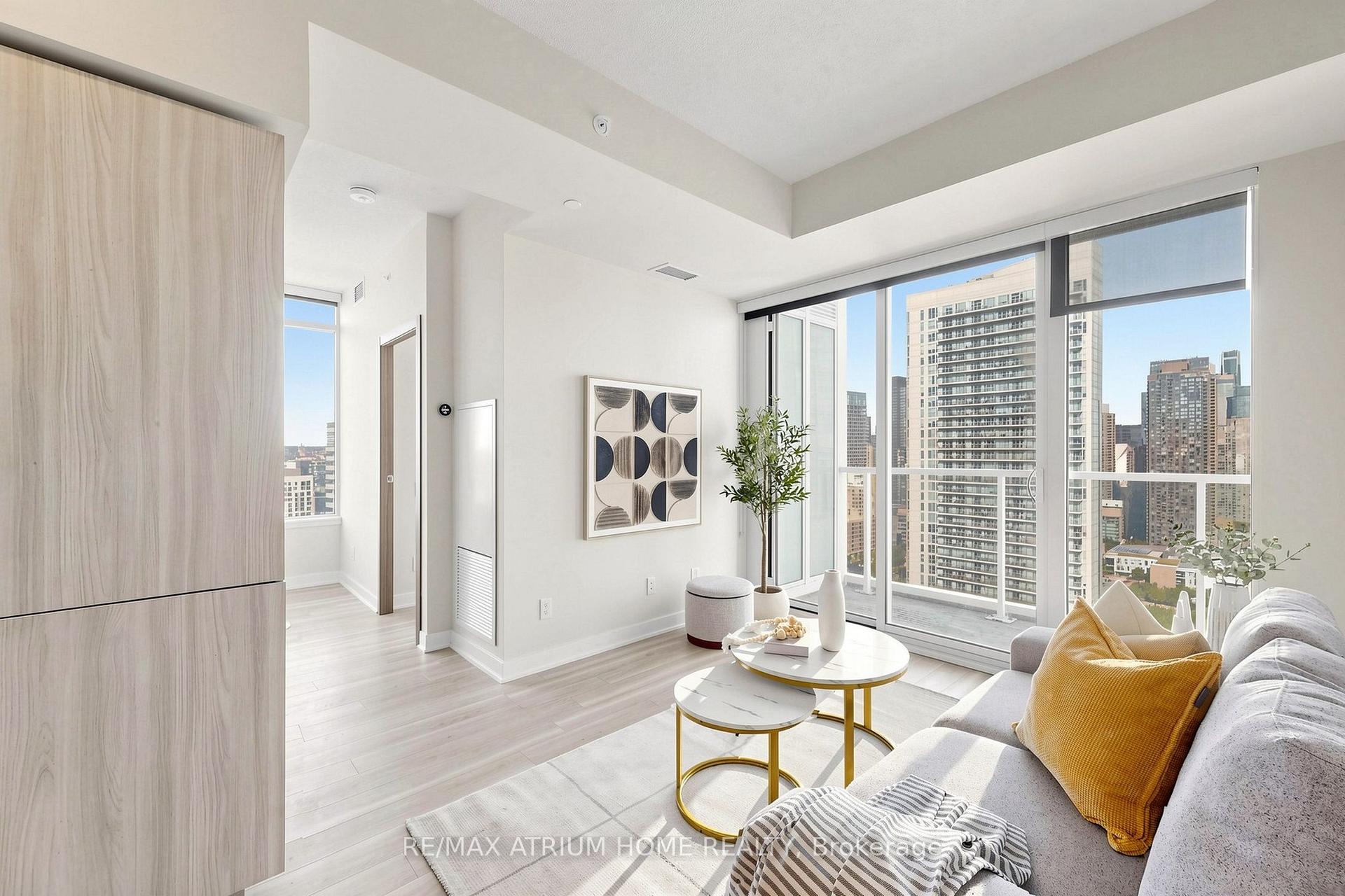 Photo 5 of Unit 3206, 19 Bathurst Street, Toronto, Waterfront Communities — HOMEH