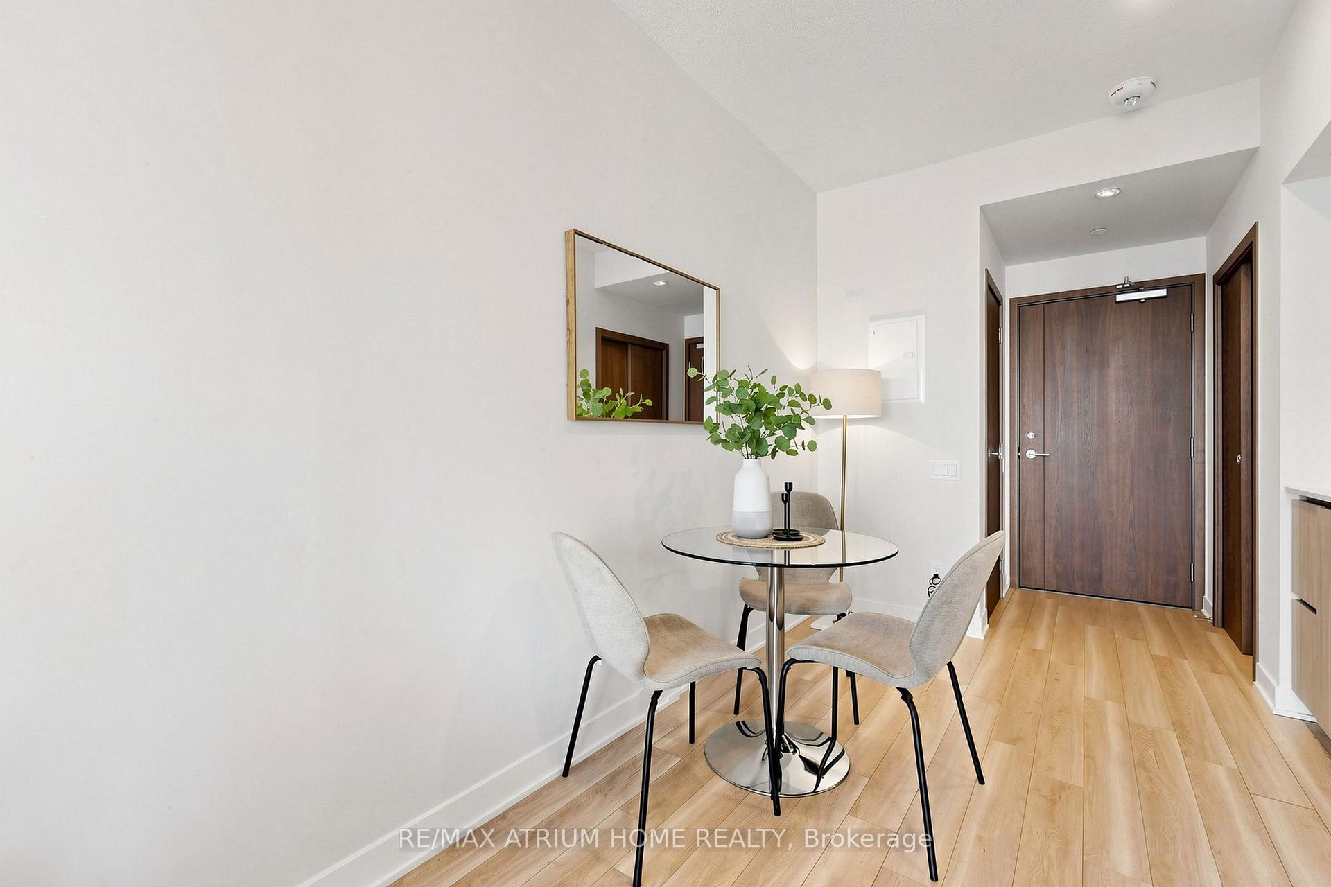Photo 7 of Unit 3206, 19 Bathurst Street, Toronto, Waterfront Communities — HOMEH