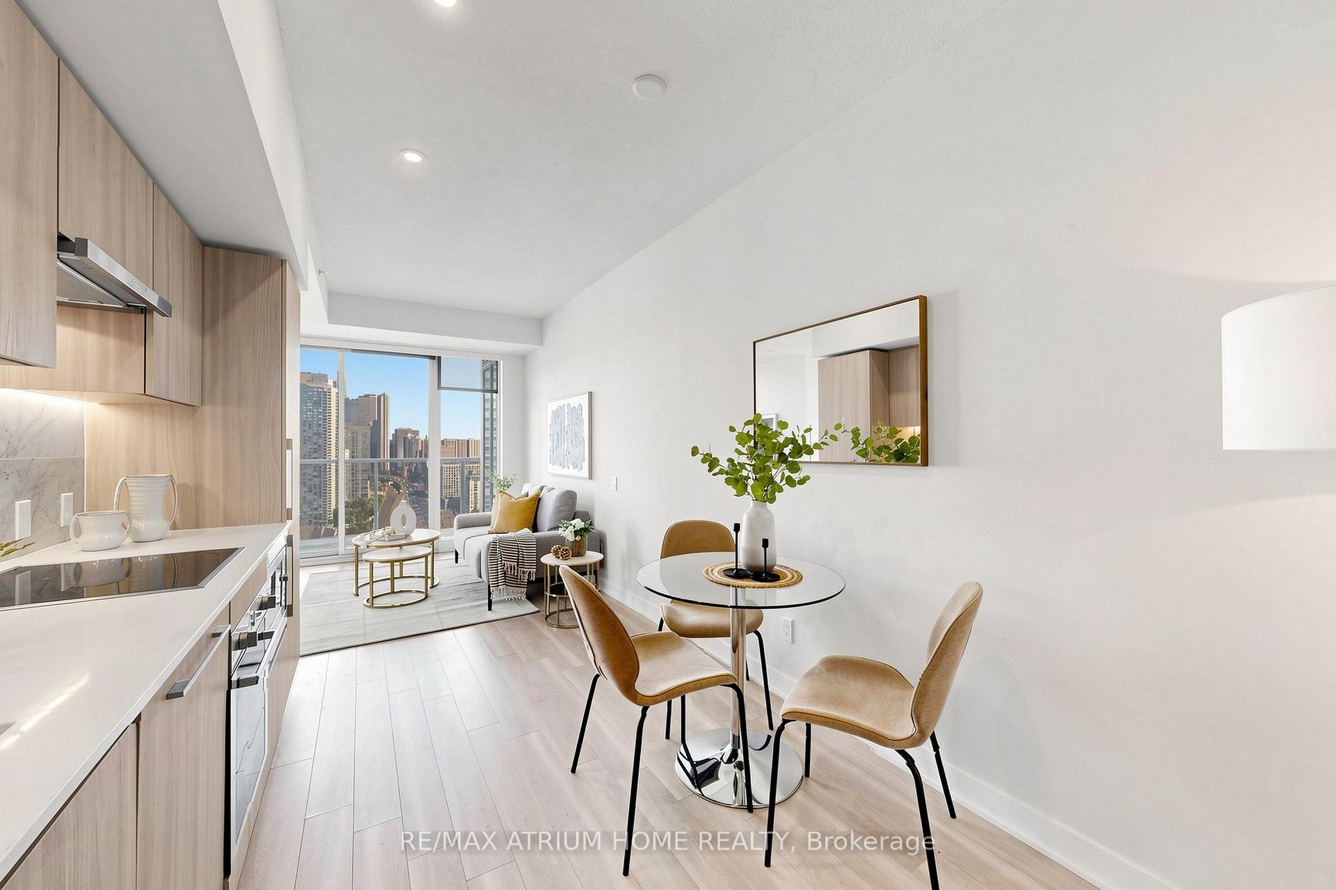 Photo 8 of Unit 3206, 19 Bathurst Street, Toronto, Waterfront Communities — HOMEH
