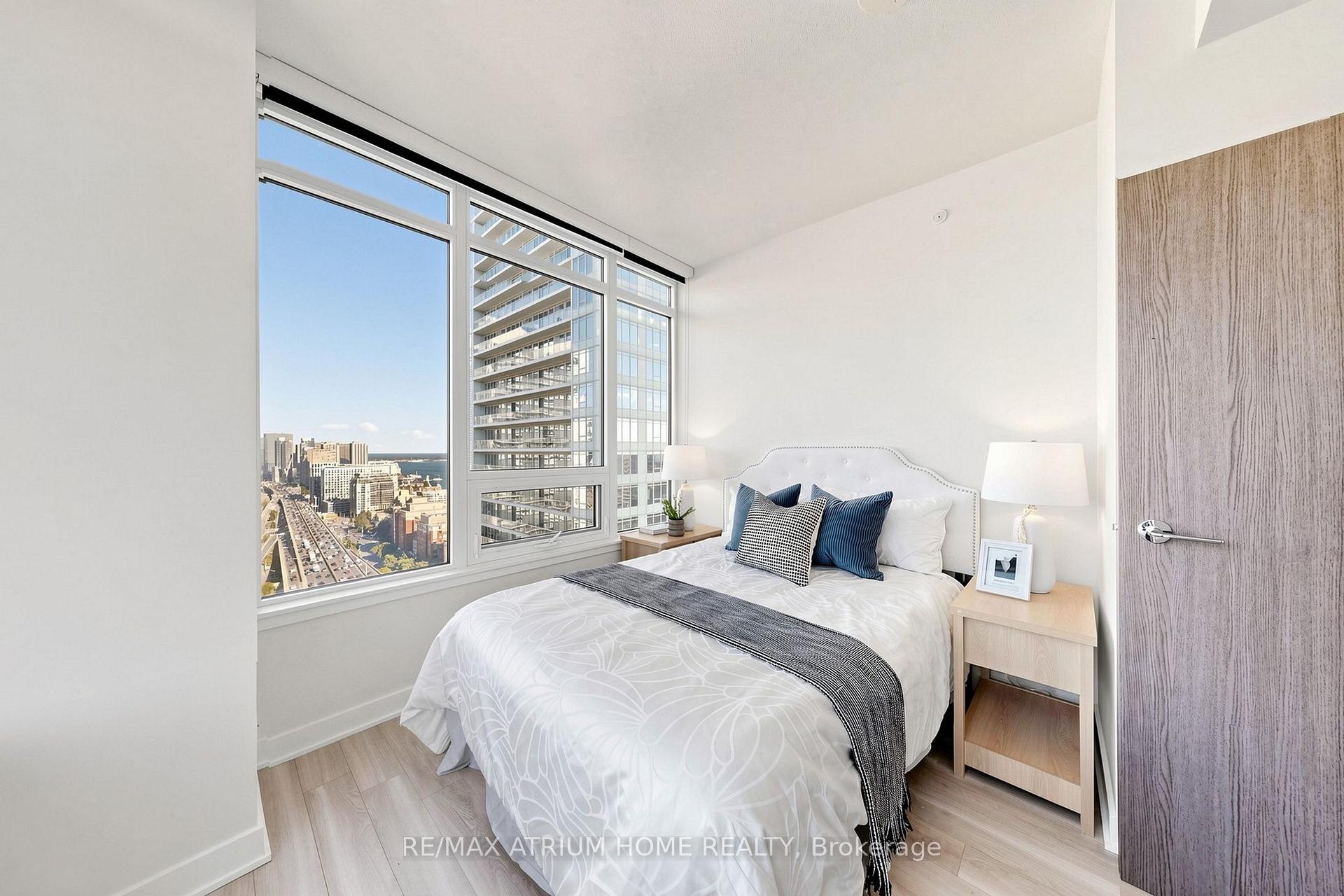 Photo 17 of Unit 3206, 19 Bathurst Street, Toronto, Waterfront Communities — HOMEH