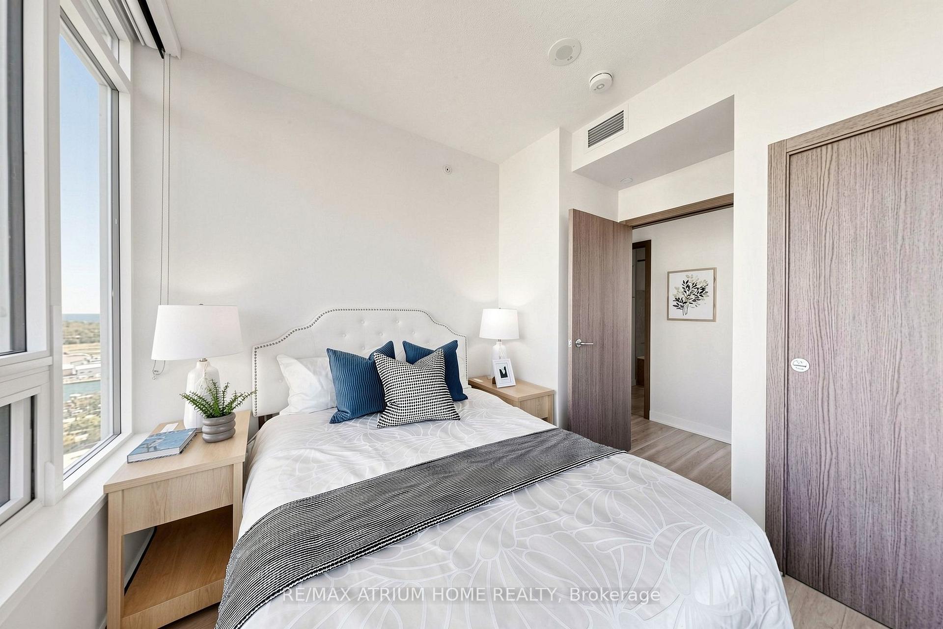 Photo 19 of Unit 3206, 19 Bathurst Street, Toronto, Waterfront Communities — HOMEH