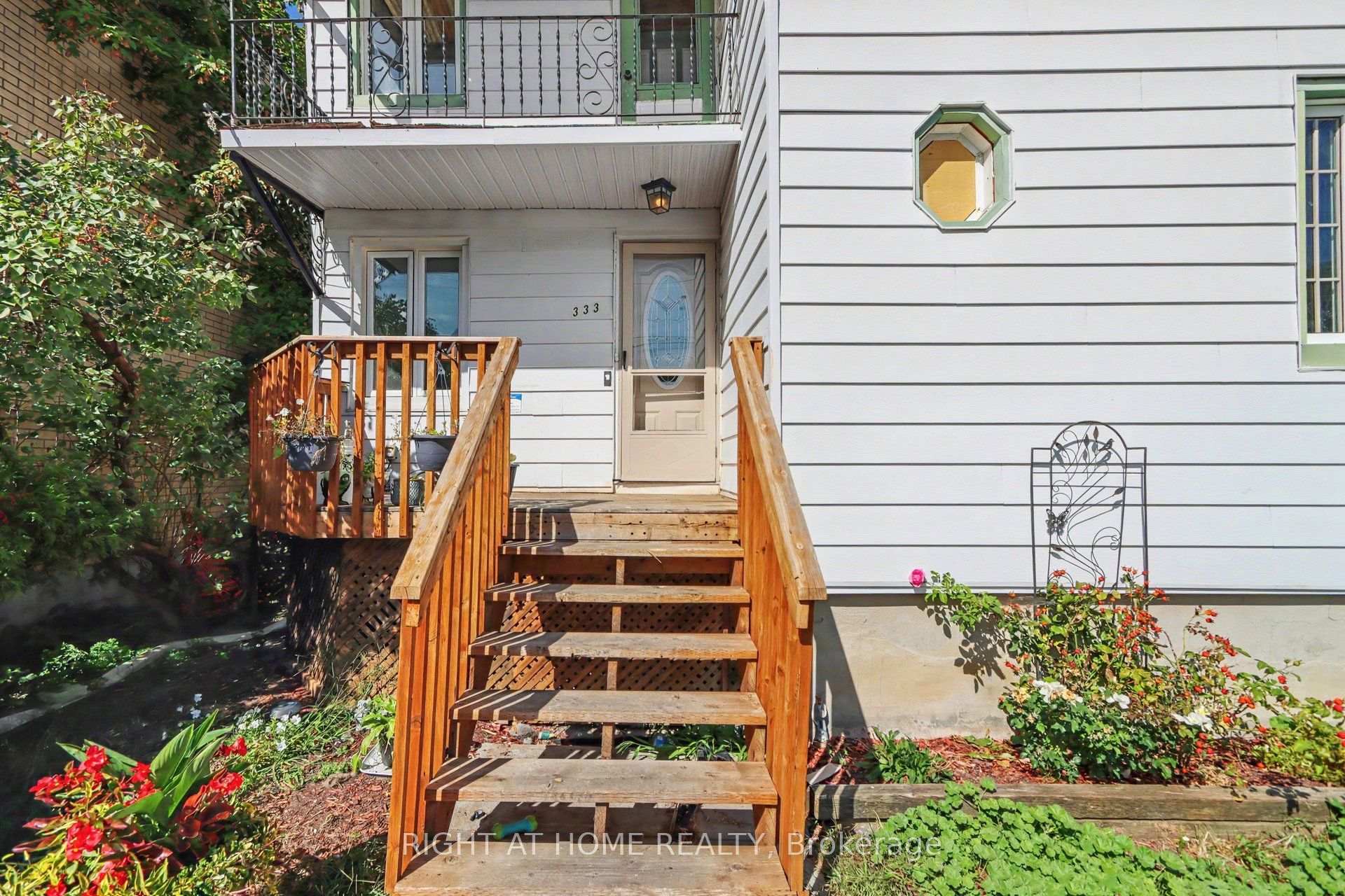Photo 4 of 333 Levis Avenue, Ottawa, Vanier — HOMEH