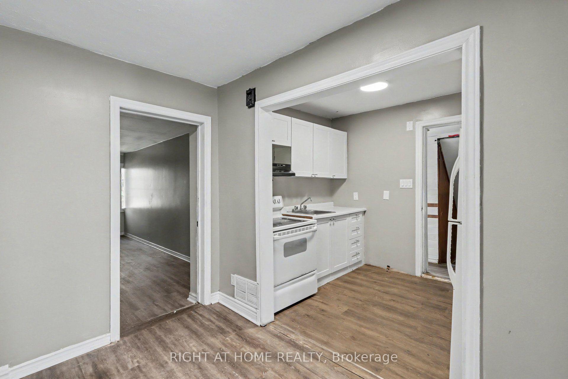 Photo 8 of 333 Levis Avenue, Ottawa, Vanier — HOMEH