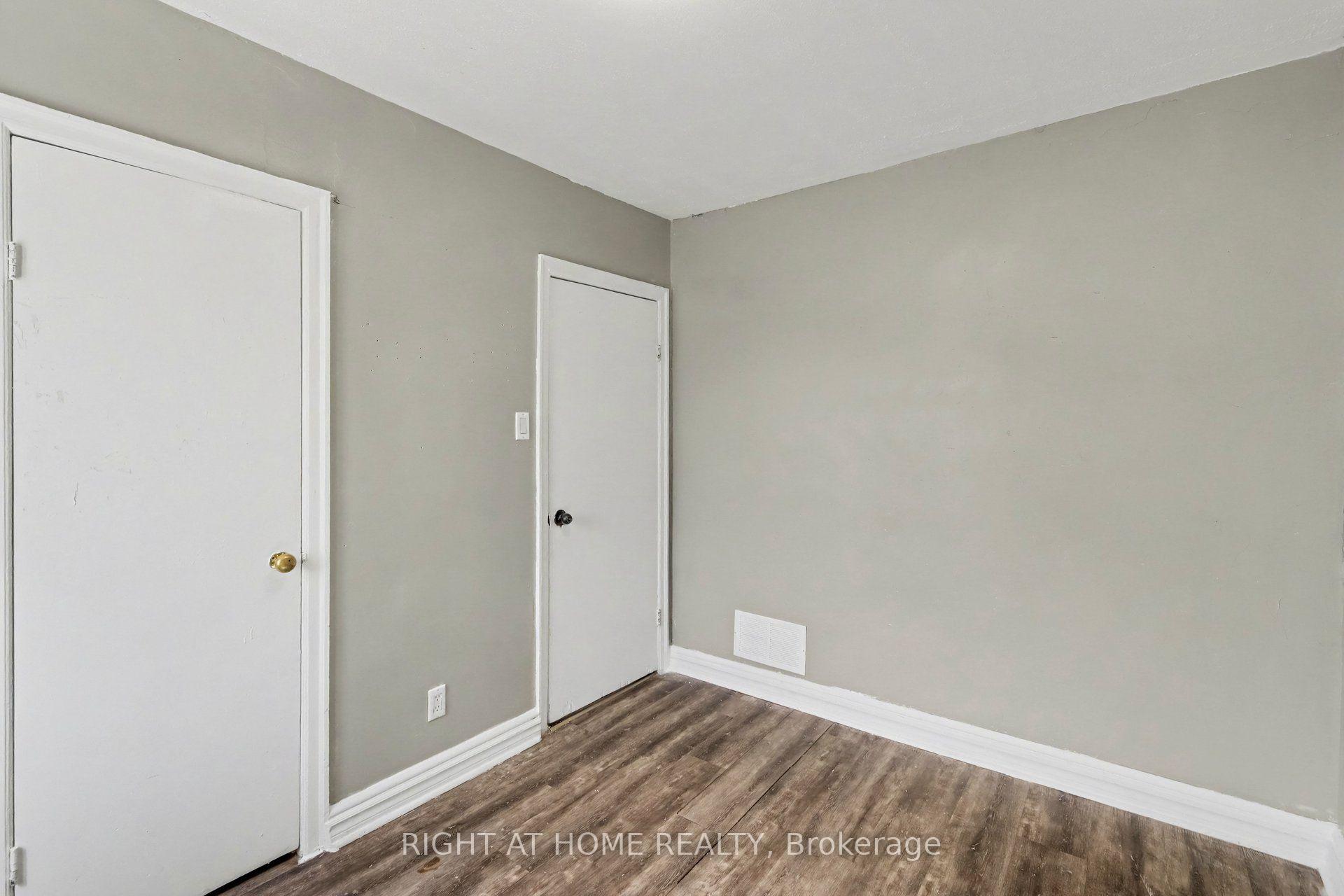 Photo 25 of 333 Levis Avenue, Ottawa, Vanier — HOMEH