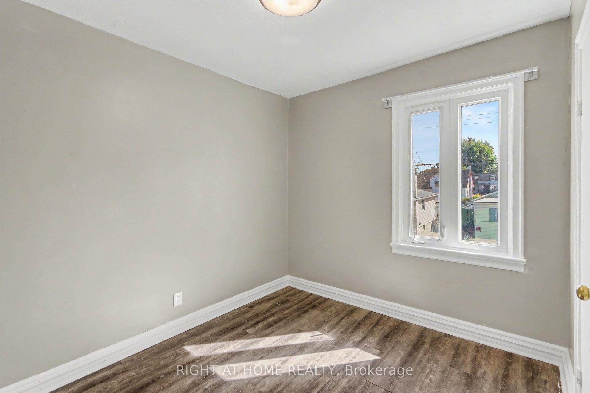 Photo 26 of 333 Levis Avenue, Ottawa, Vanier — HOMEH
