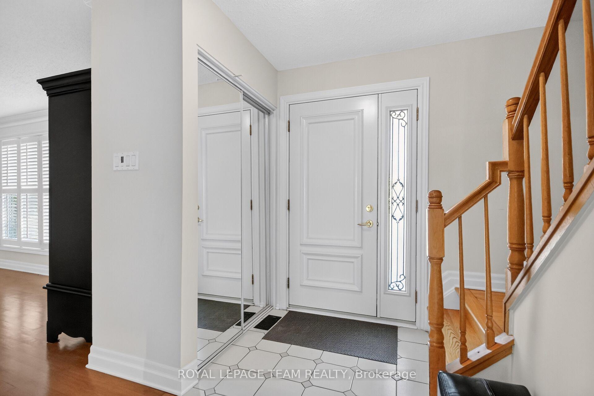 Photo 19 of 1069 Cahill Drive W, Ottawa, Hunt Club/Western Community — HOMEH
