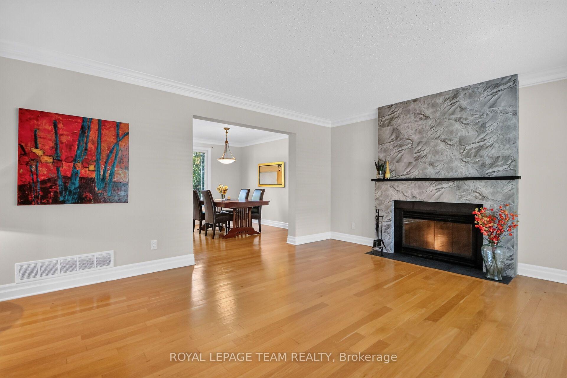 Photo 6 of 1069 Cahill Drive W, Ottawa, Hunt Club/Western Community — HOMEH
