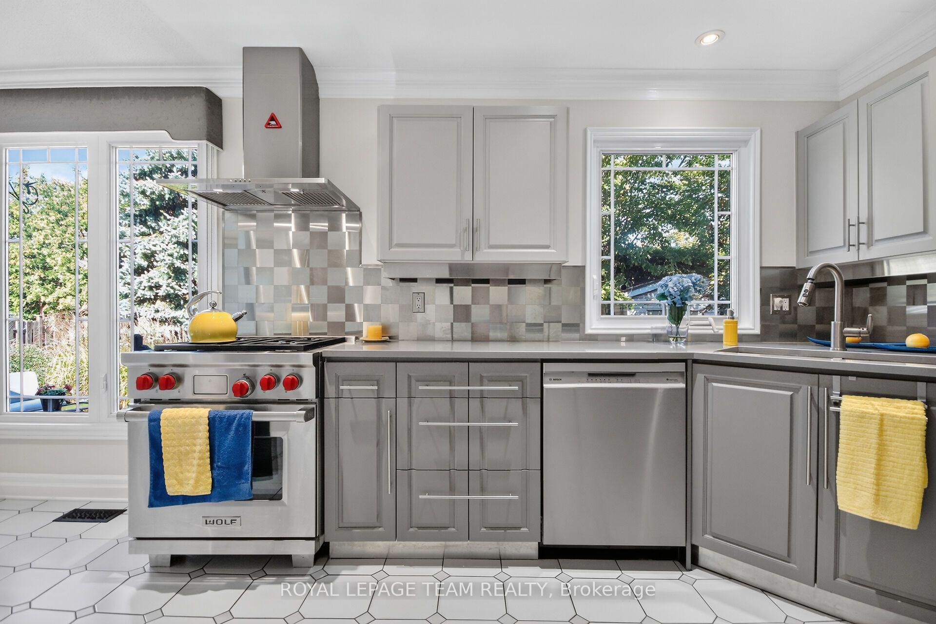 Photo 11 of 1069 Cahill Drive W, Ottawa, Hunt Club/Western Community — HOMEH