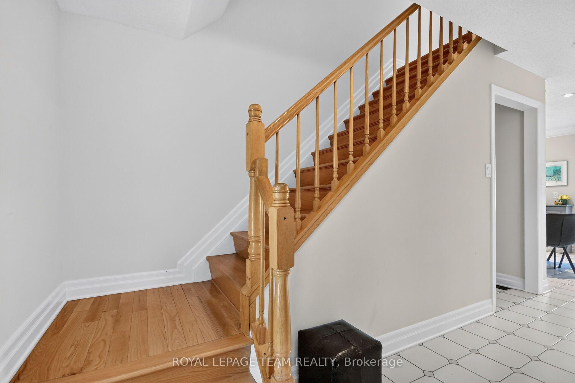 Photo 33 of 1069 Cahill Drive W, Ottawa, Hunt Club/Western Community — HOMEH