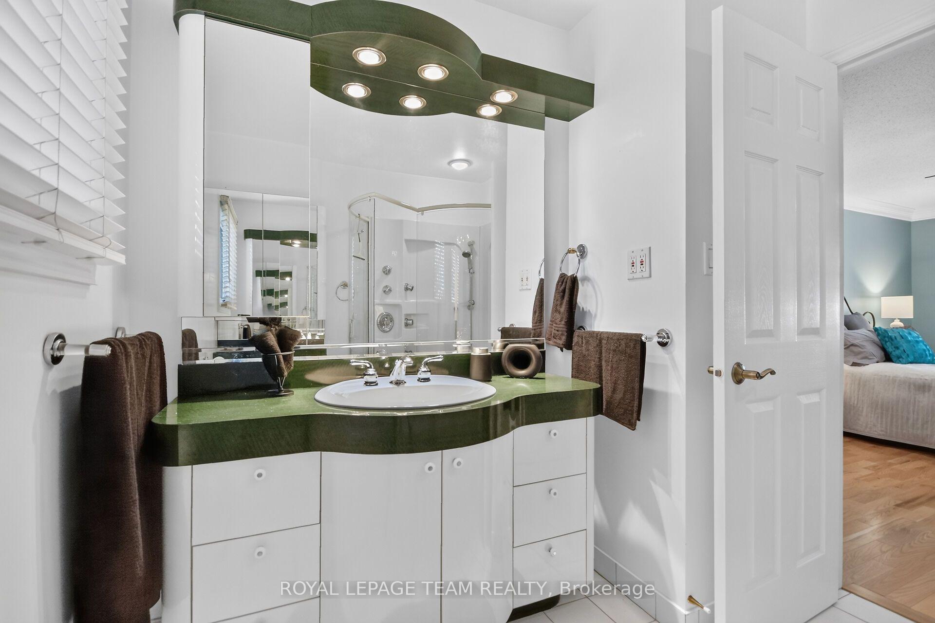 Photo 23 of 1069 Cahill Drive W, Ottawa, Hunt Club/Western Community — HOMEH
