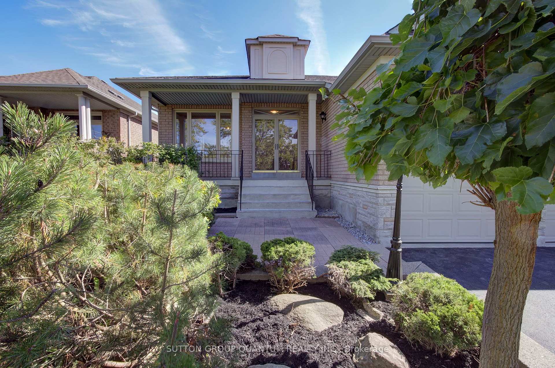 Photo 3 of 149 Haymer Drive, Vaughan, Maple — HOMEH