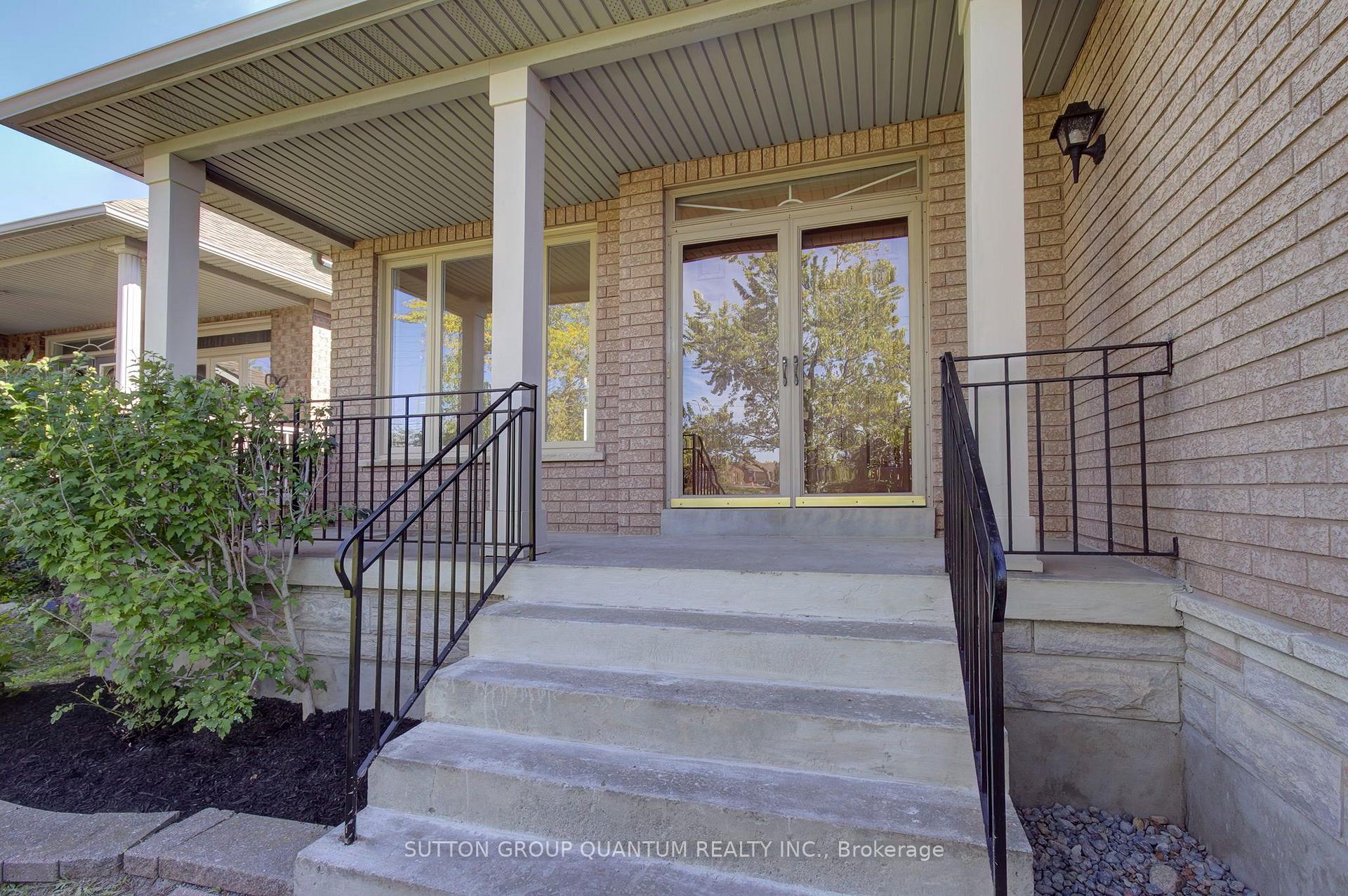 Photo 6 of 149 Haymer Drive, Vaughan, Maple — HOMEH