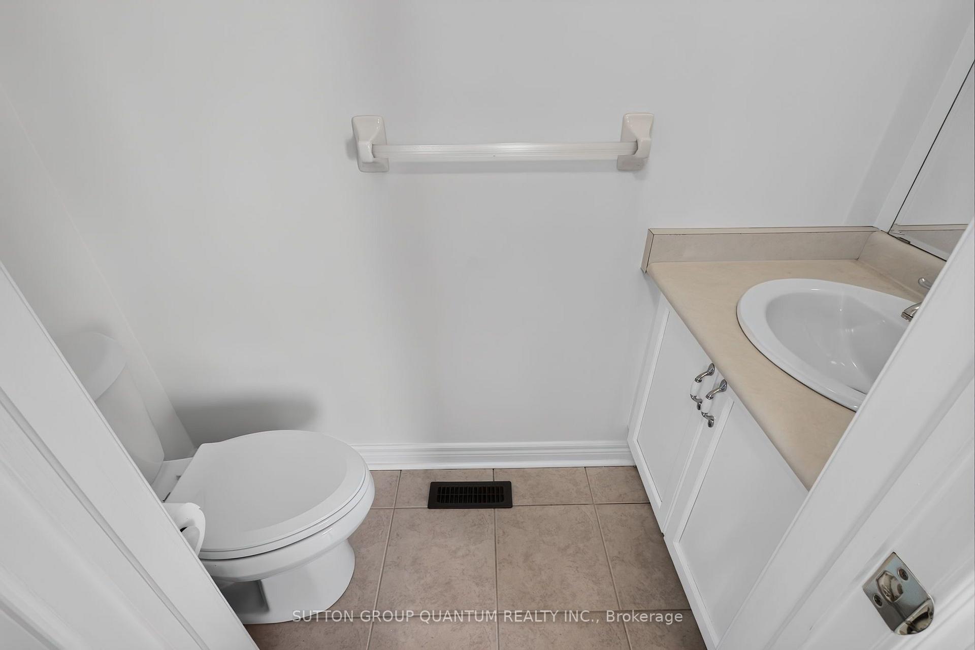 Photo 15 of 149 Haymer Drive, Vaughan, Maple — HOMEH