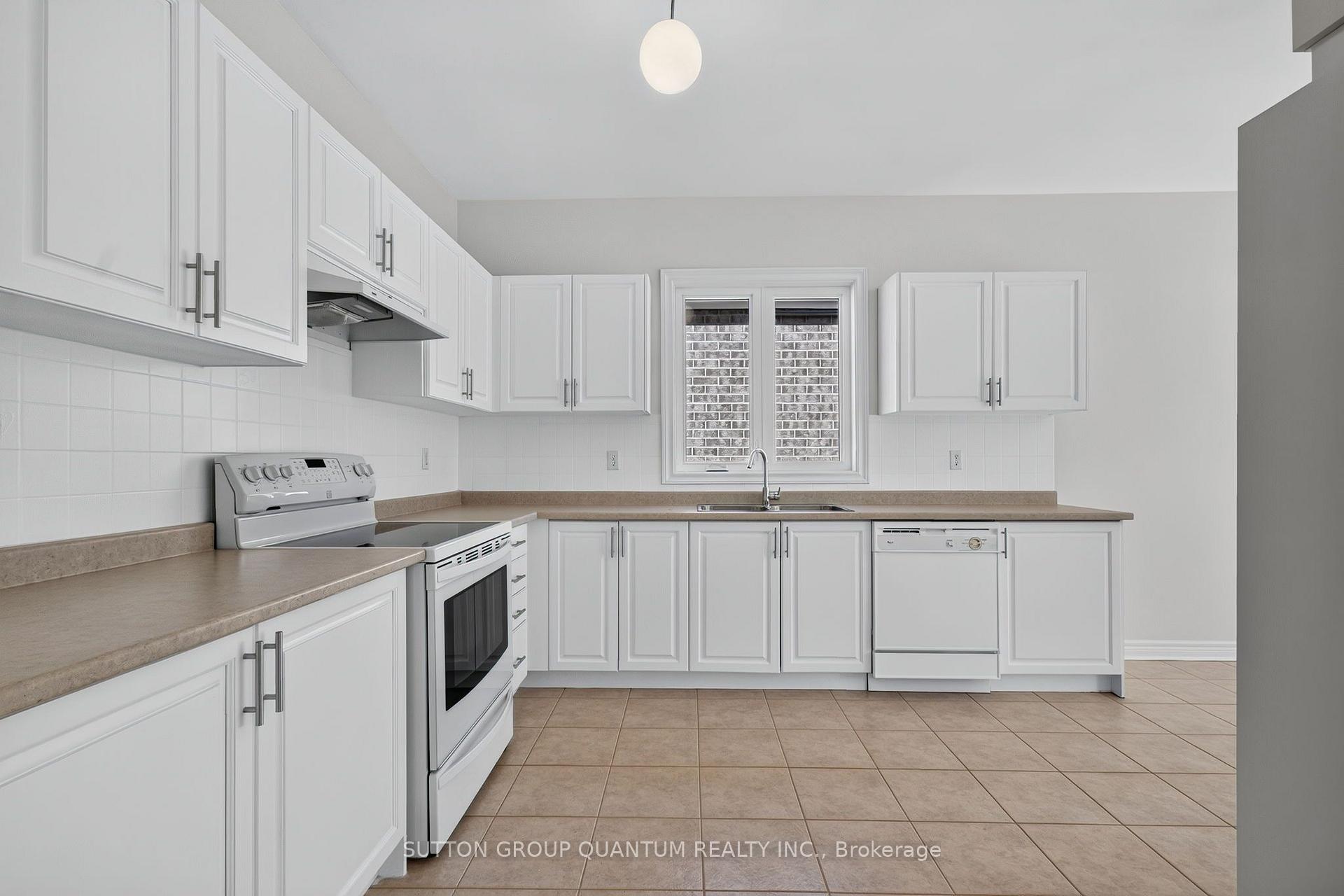 Photo 17 of 149 Haymer Drive, Vaughan, Maple — HOMEH