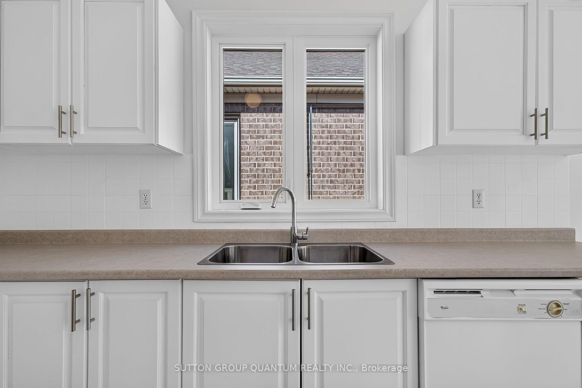 Photo 18 of 149 Haymer Drive, Vaughan, Maple — HOMEH