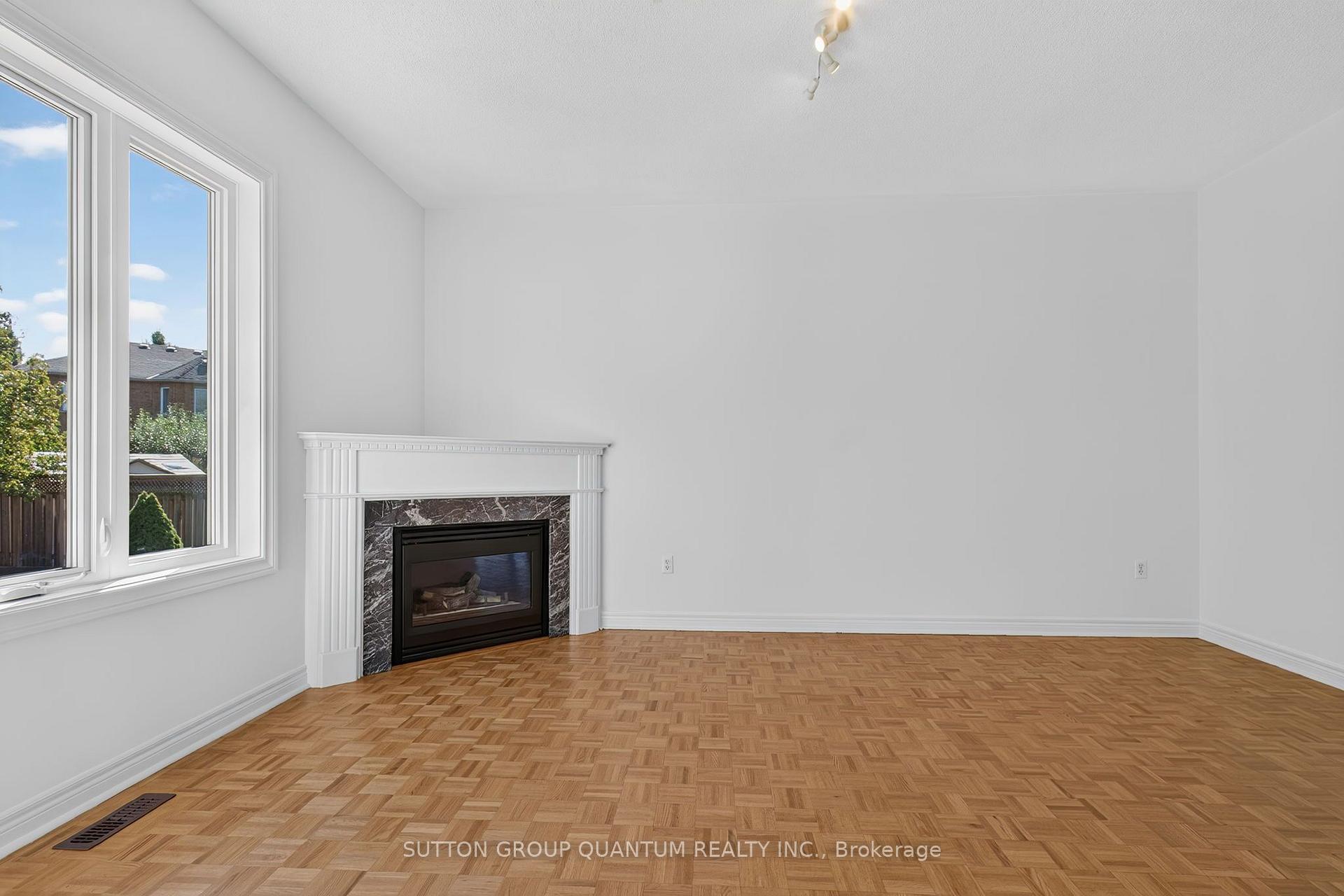 Photo 24 of 149 Haymer Drive, Vaughan, Maple — HOMEH