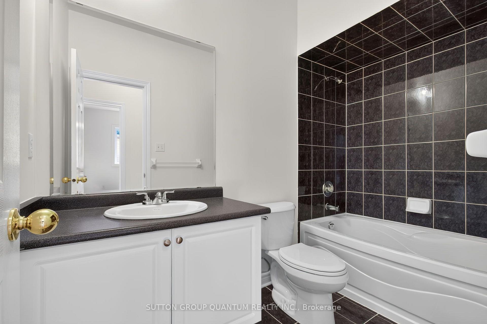 Photo 40 of 149 Haymer Drive, Vaughan, Maple — HOMEH