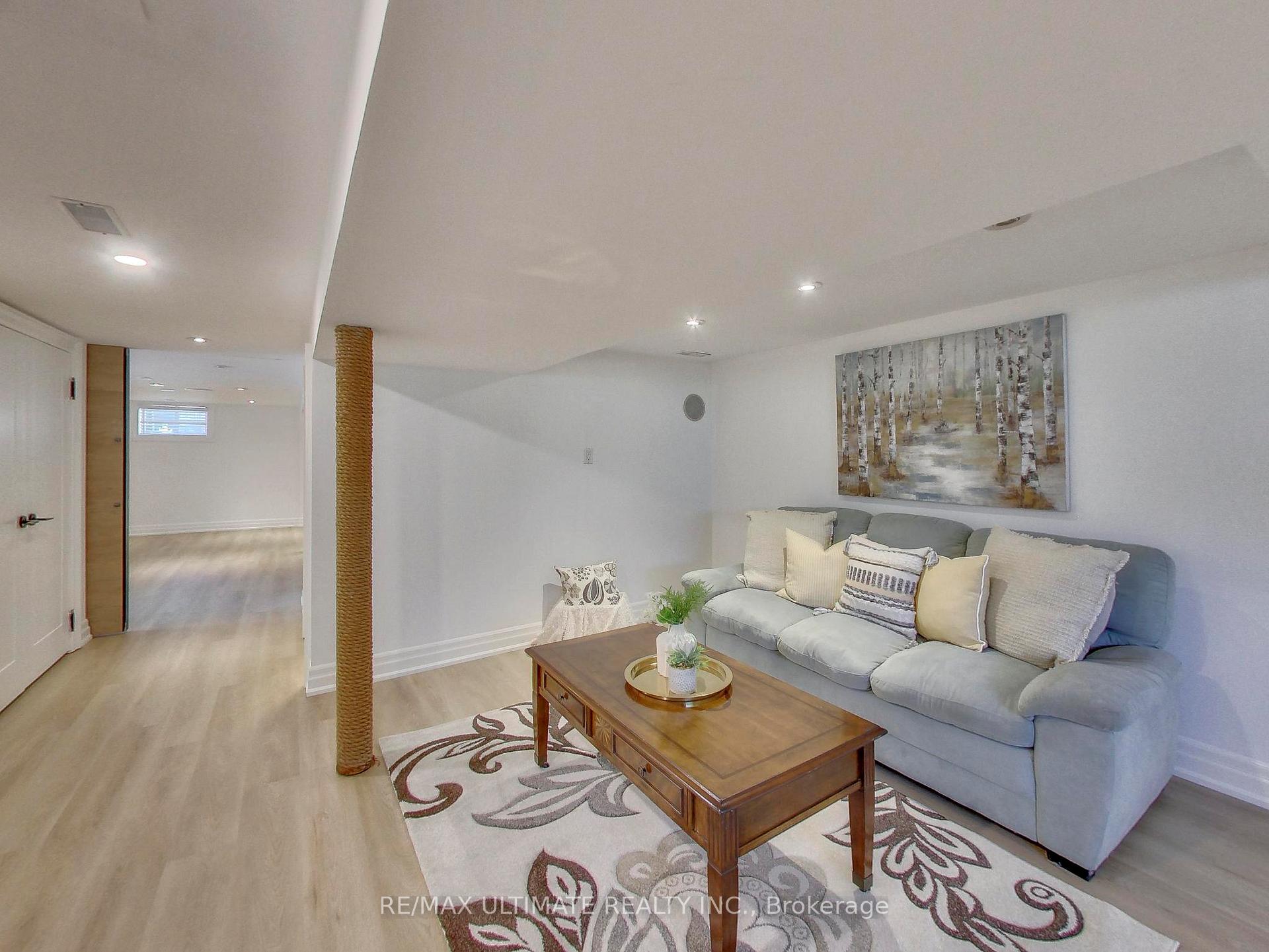 Photo 23 of 3626 Anniversary Road, Mississauga, Erindale — HOMEH