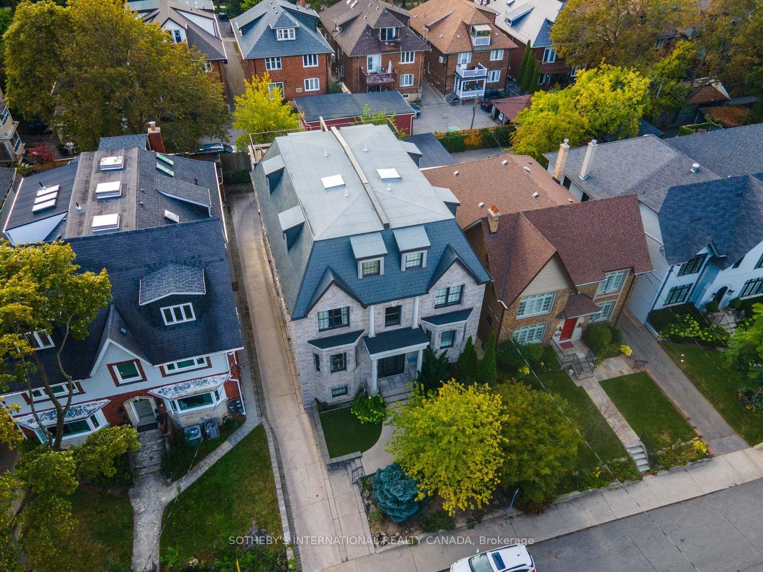 Photo 14 of Unit 1, 8 Highbourne Road, Toronto, Yonge-St. Clair — HOMEH