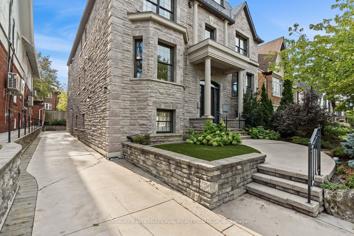 Photo 15 of Unit 1, 8 Highbourne Road, Toronto, Yonge-St. Clair — HOMEH