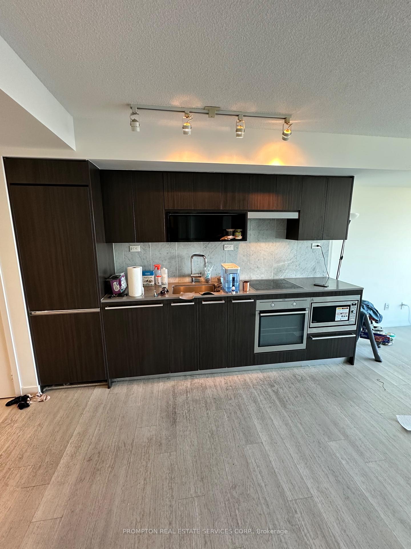 Photo 7 of Unit 1912, 80 Queens Wharf Road, Toronto, Waterfront Communities — HOMEH