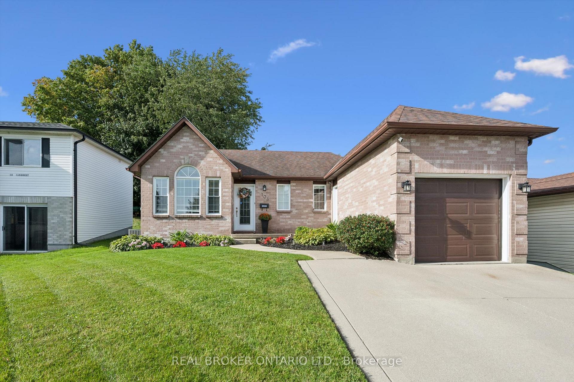 Photo 4 of 108 Canrobert Street, Woodstock, Woodstock - South — HOMEH
