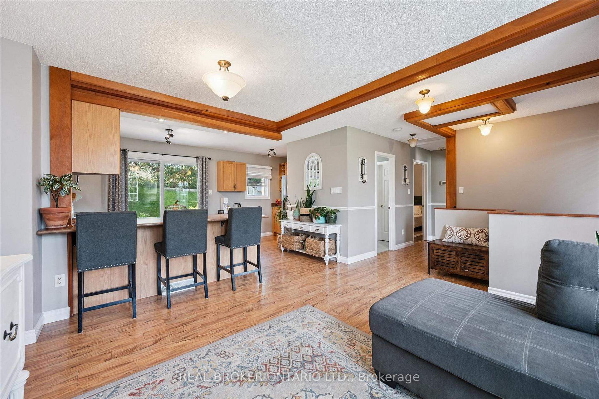 Photo 9 of 108 Canrobert Street, Woodstock, Woodstock - South — HOMEH
