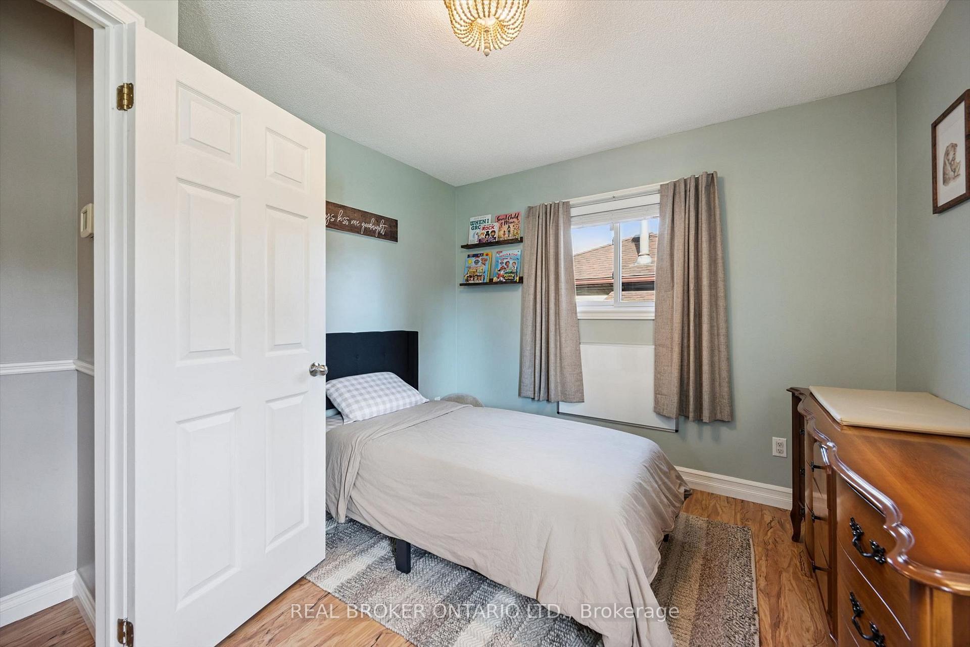 Photo 15 of 108 Canrobert Street, Woodstock, Woodstock - South — HOMEH
