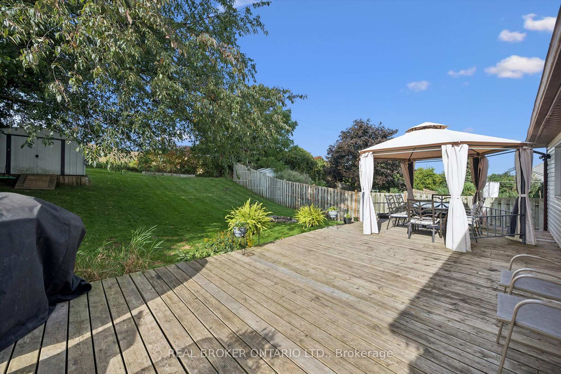 Photo 33 of 108 Canrobert Street, Woodstock, Woodstock - South — HOMEH