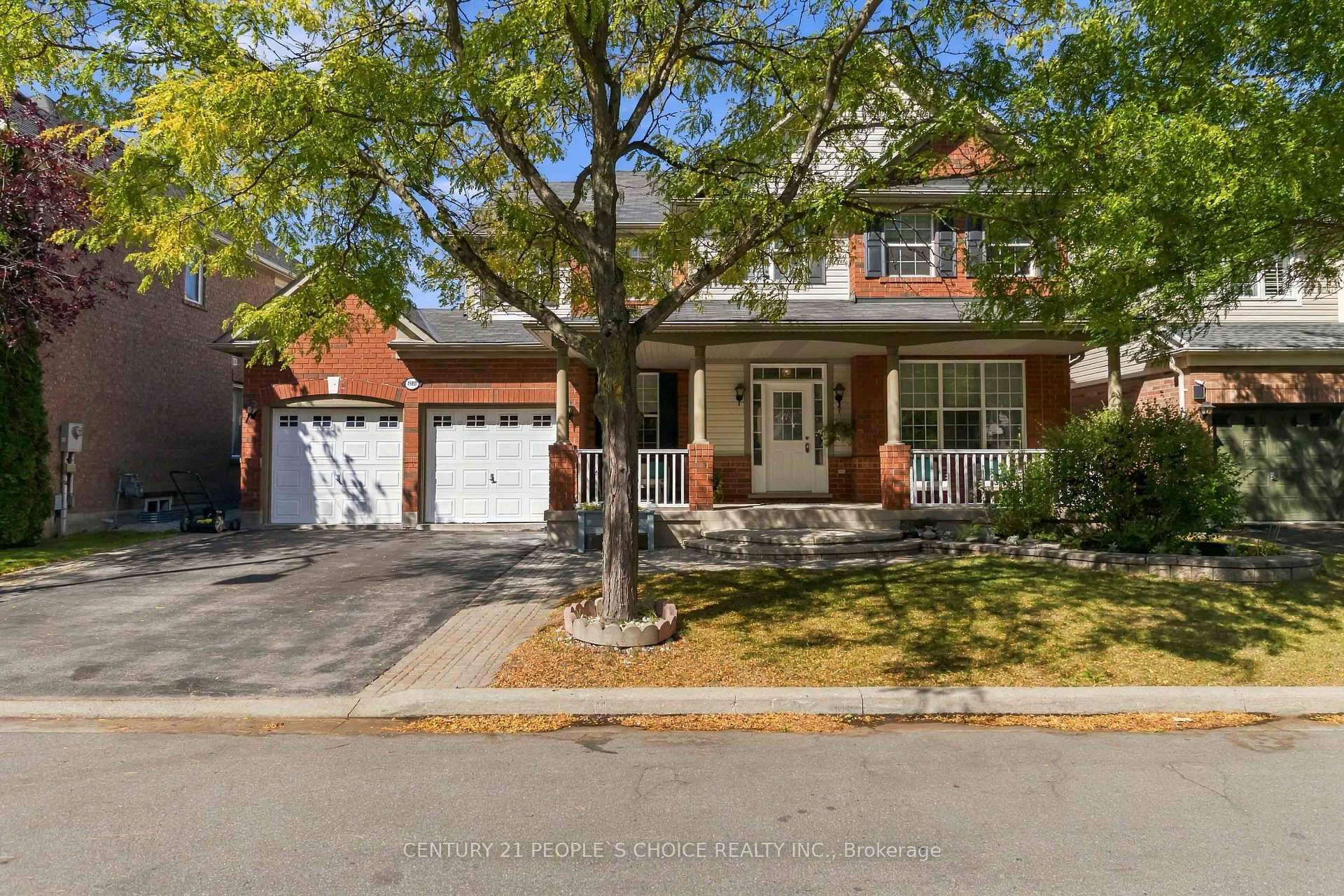 Photo 2 of 1580 Earl Crescent, Milton, Beaty — HOMEH