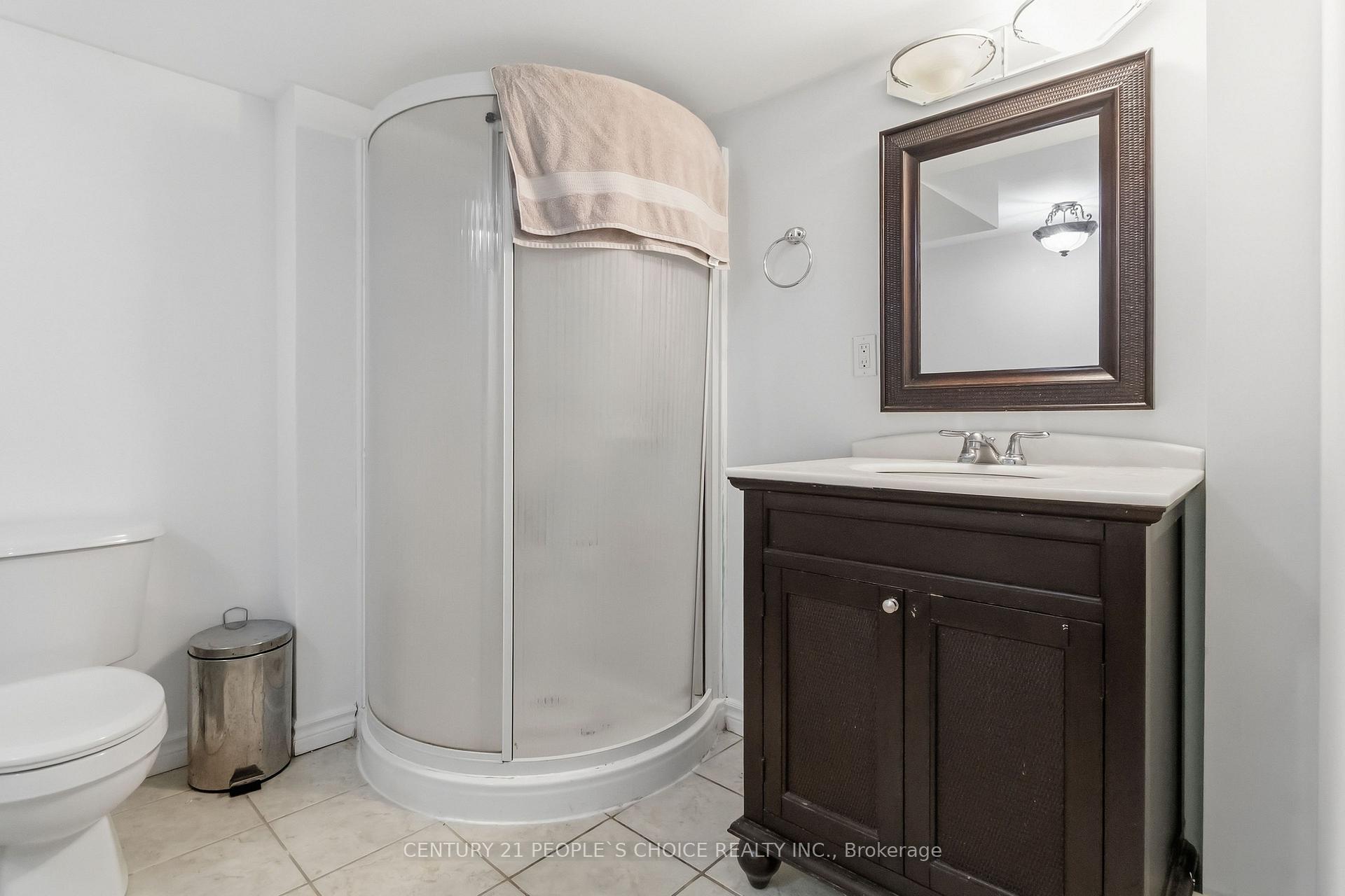 Photo 45 of 1580 Earl Crescent, Milton, Beaty — HOMEH