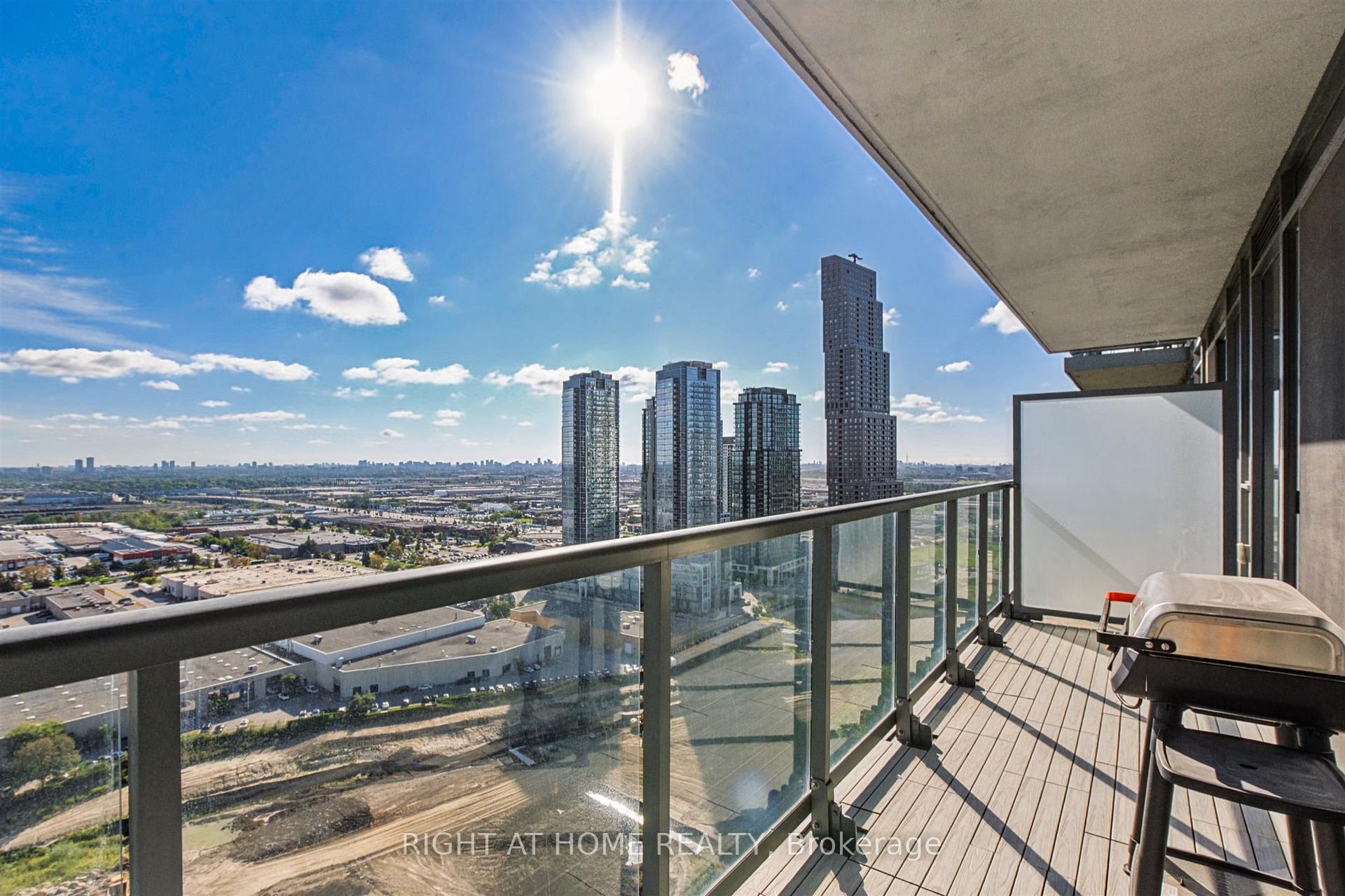 Photo 13 of Unit 2617, 7895 Jane Street, Vaughan, Concord — HOMEH