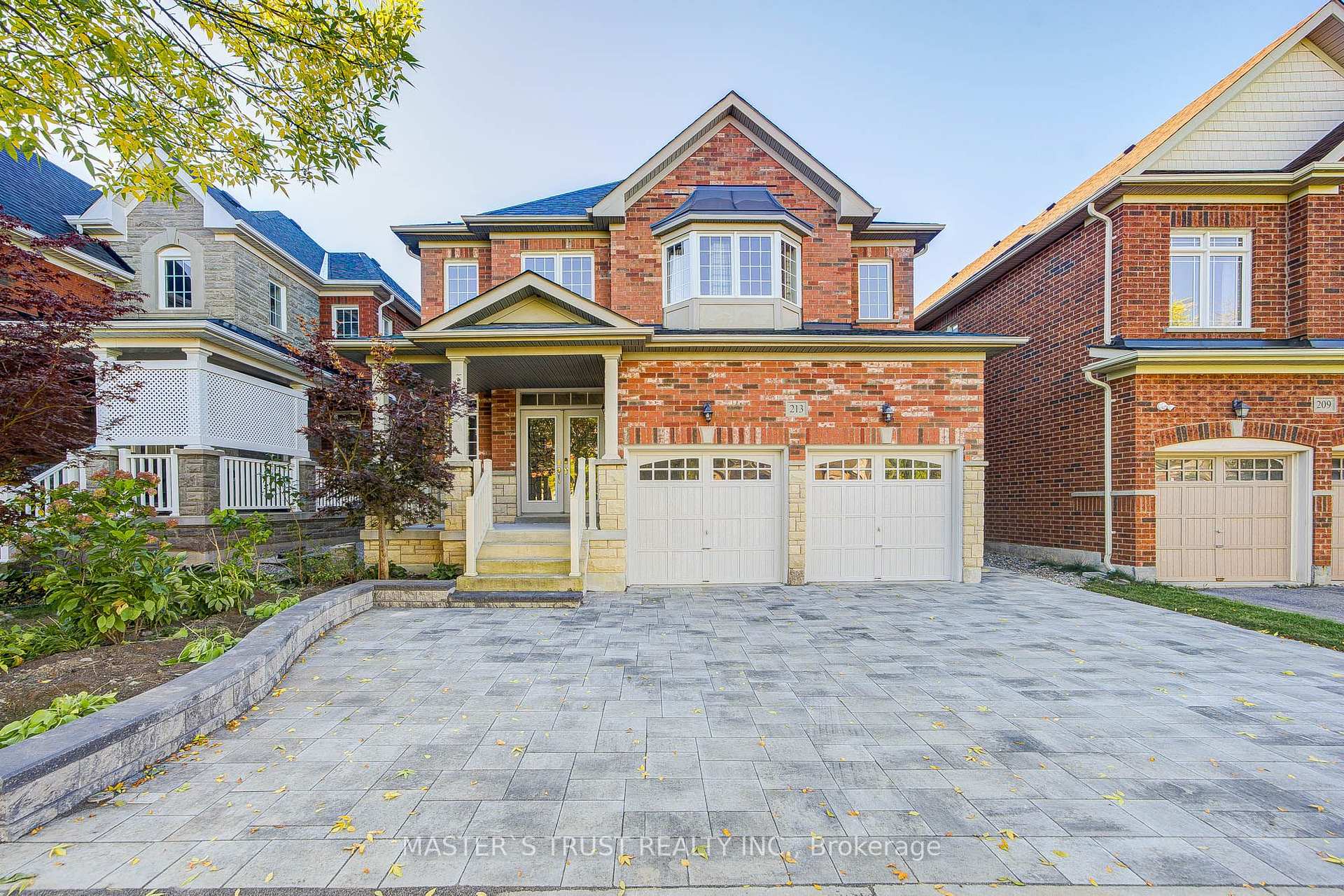 Photo 6 of 213 River Ridge Boulevard, Aurora, Bayview Northeast — HOMEH