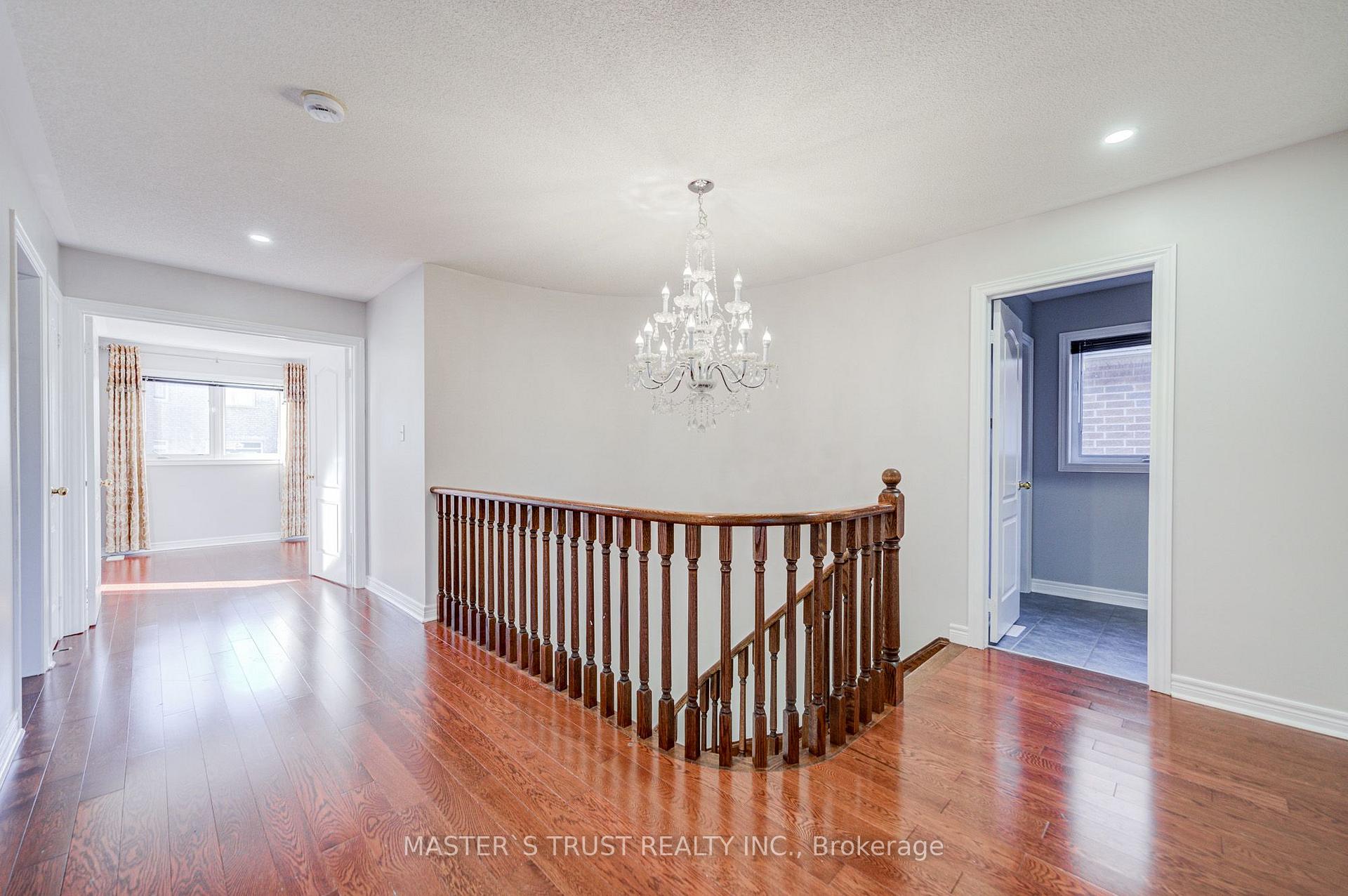 Photo 59 of 213 River Ridge Boulevard, Aurora, Bayview Northeast — HOMEH