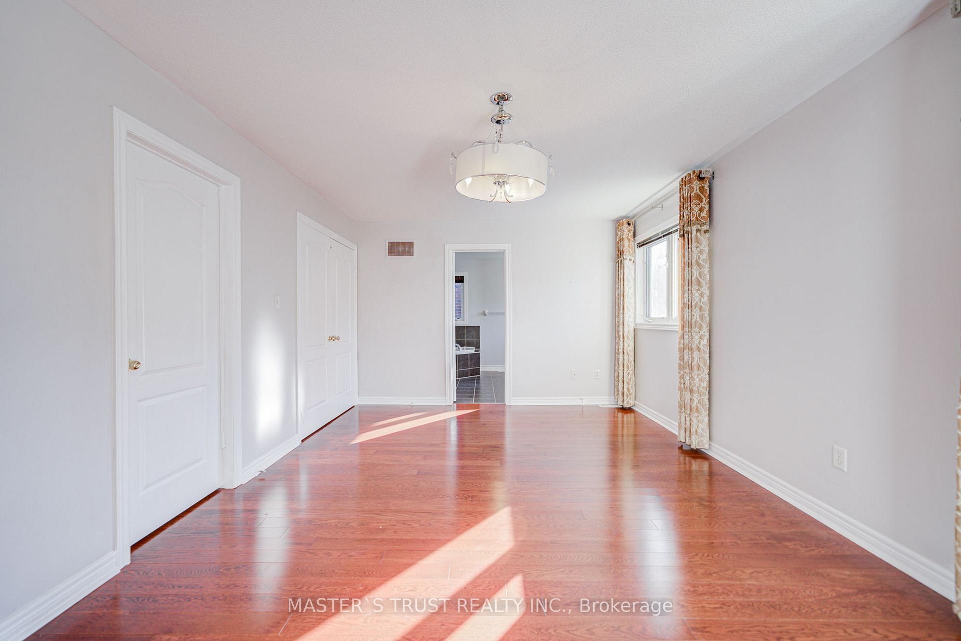 Photo 63 of 213 River Ridge Boulevard, Aurora, Bayview Northeast — HOMEH