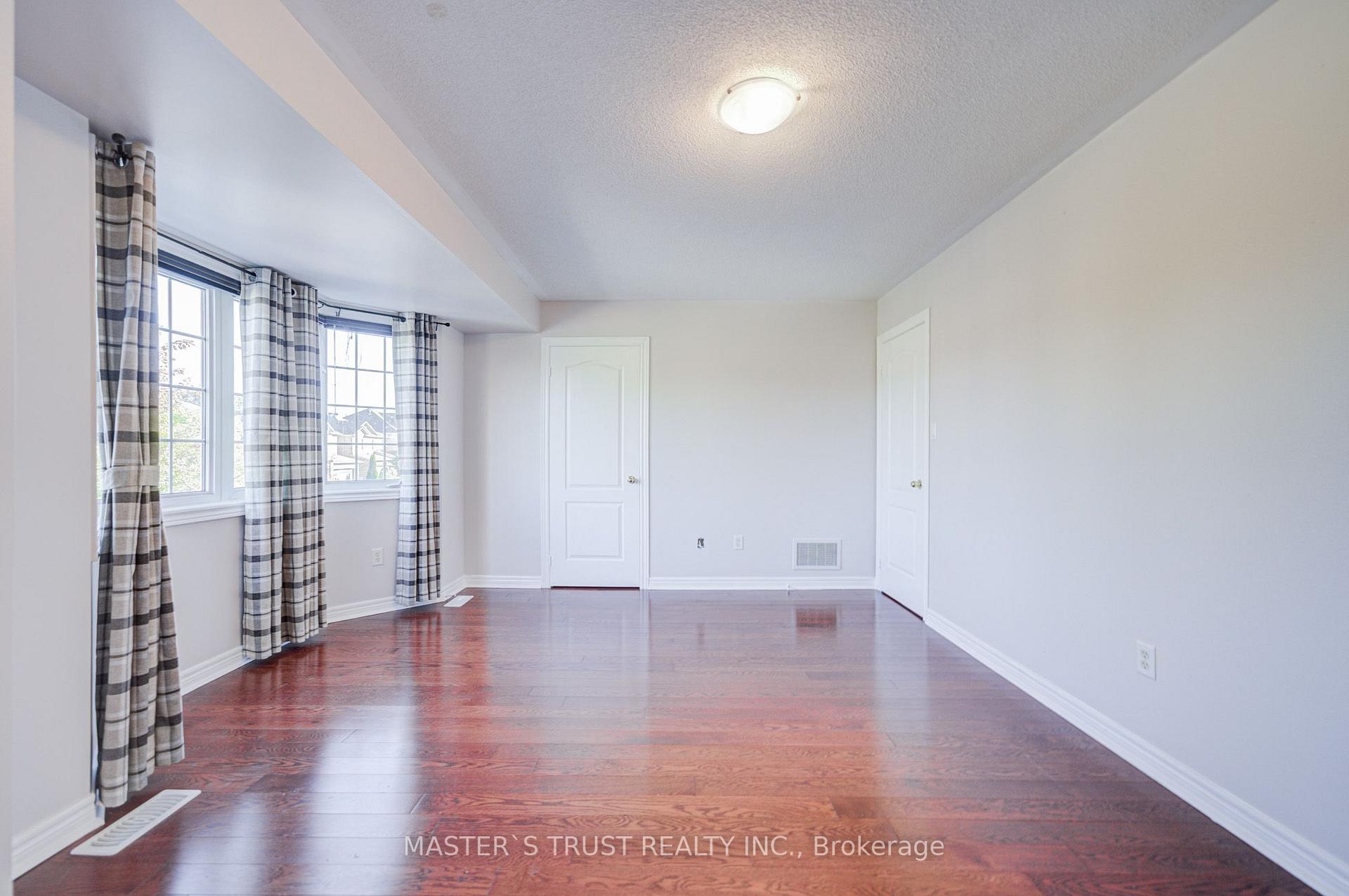 Photo 73 of 213 River Ridge Boulevard, Aurora, Bayview Northeast — HOMEH