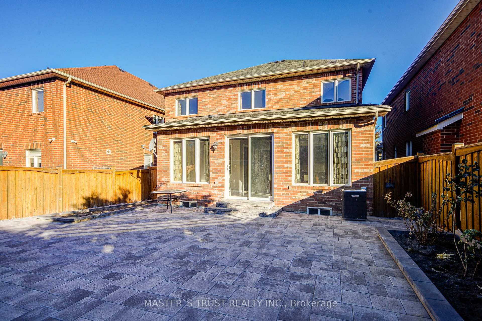 Photo 79 of 213 River Ridge Boulevard, Aurora, Bayview Northeast — HOMEH
