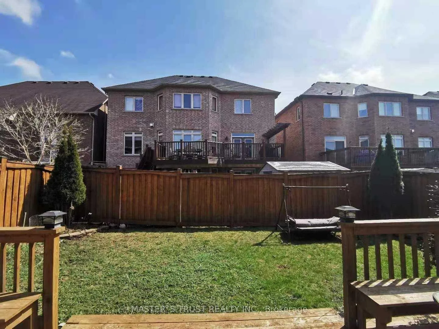 Photo 22 of 213 River Ridge Boulevard, Aurora, Bayview Northeast — HOMEH