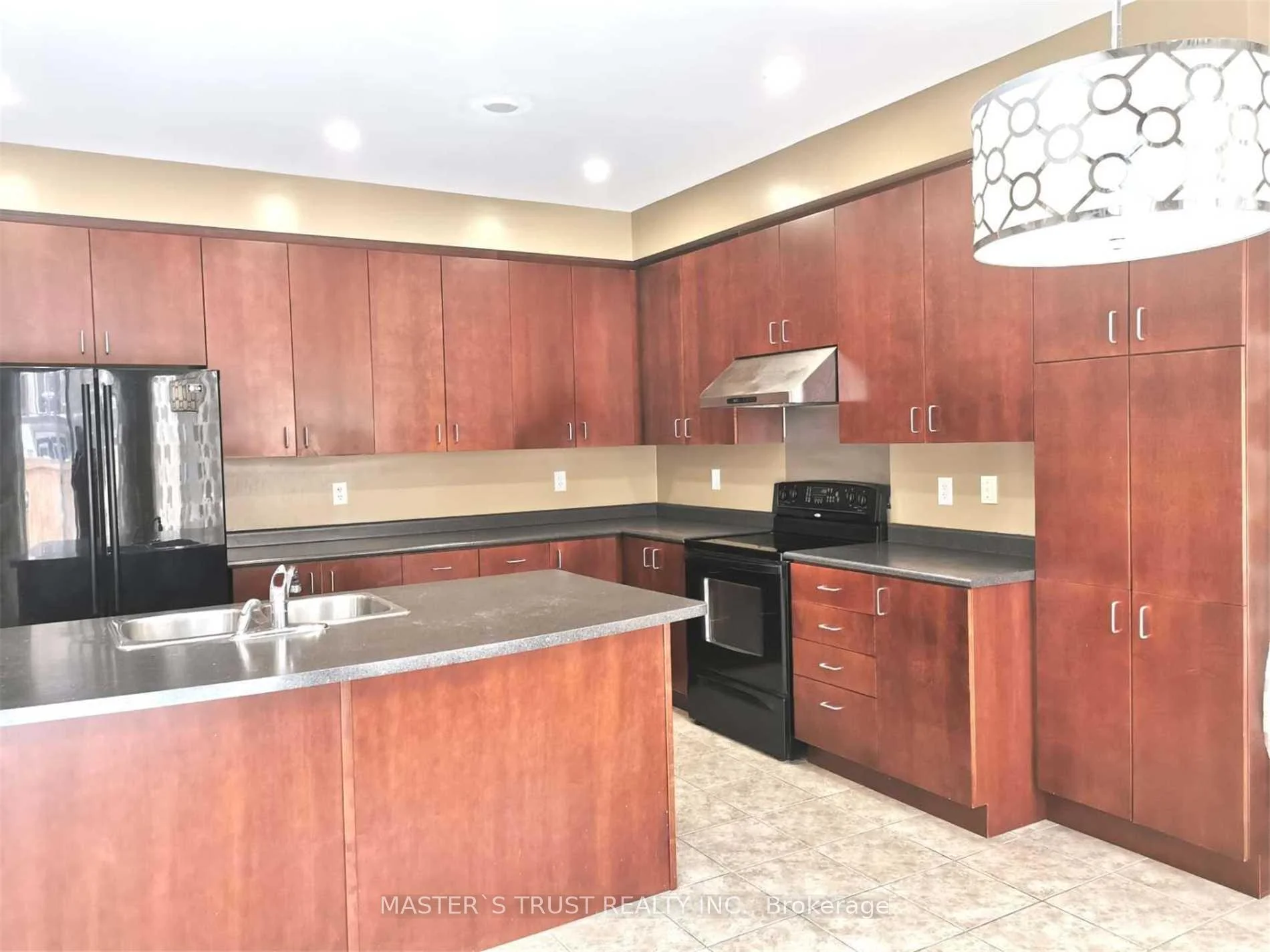 Photo 30 of 213 River Ridge Boulevard, Aurora, Bayview Northeast — HOMEH