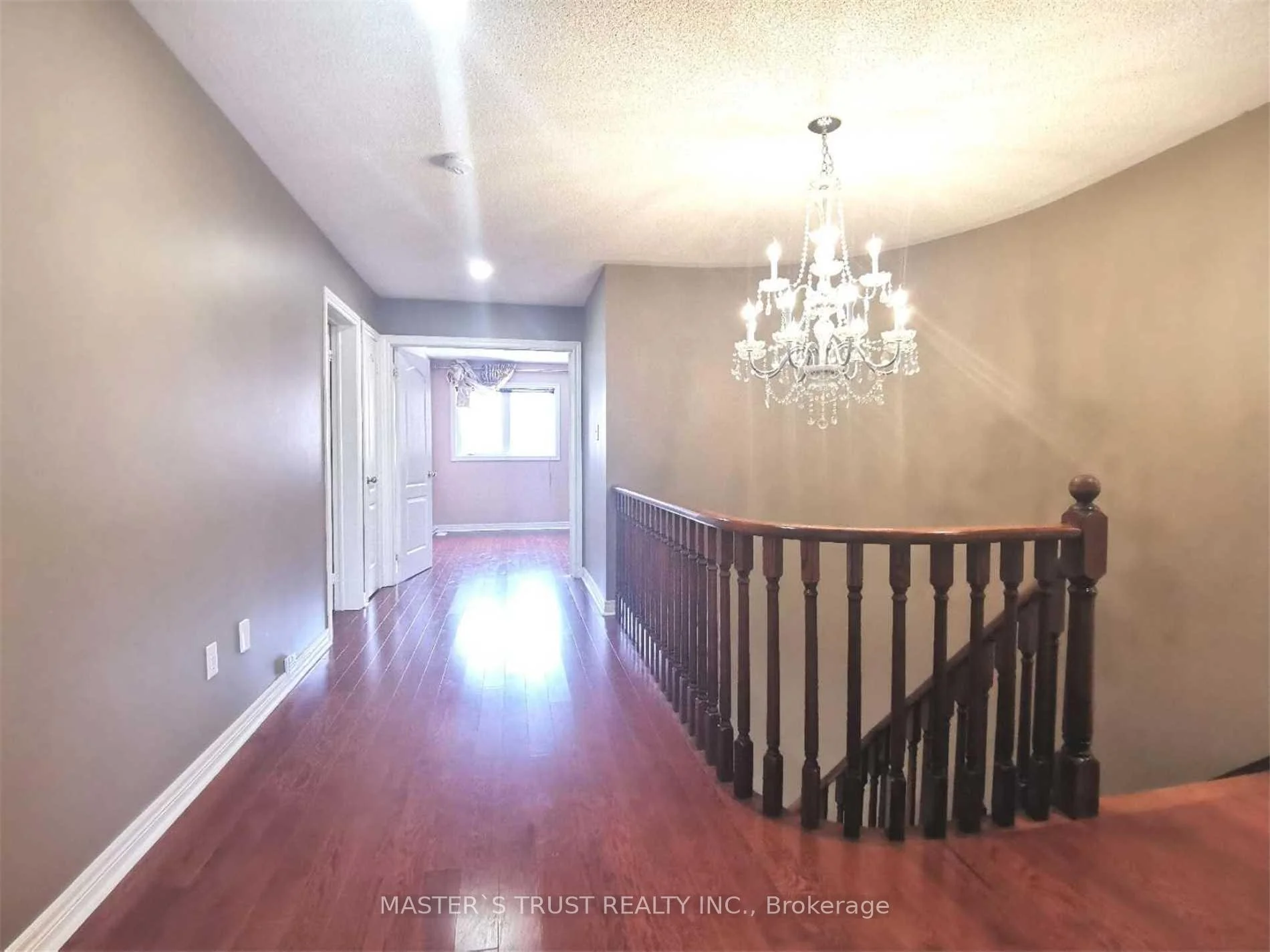 Photo 38 of 213 River Ridge Boulevard, Aurora, Bayview Northeast — HOMEH